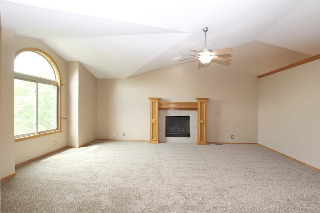 Wichita, KS 67235,14822 W Lynndale St
