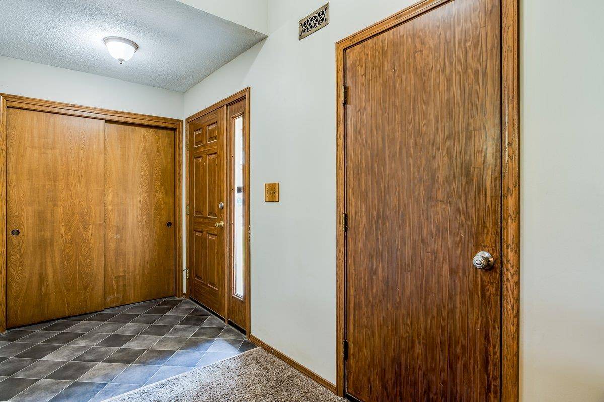 Derby, KS 67037,1707 E Pinon
