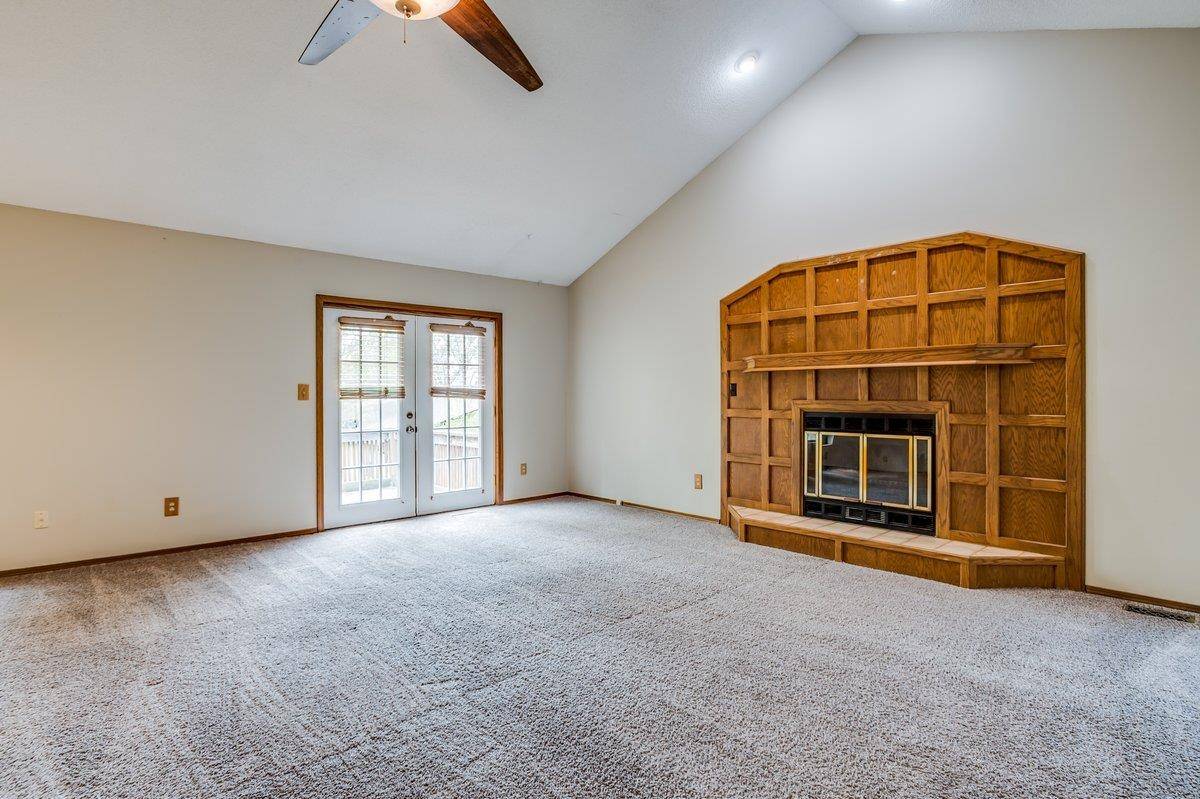 Derby, KS 67037,1707 E Pinon