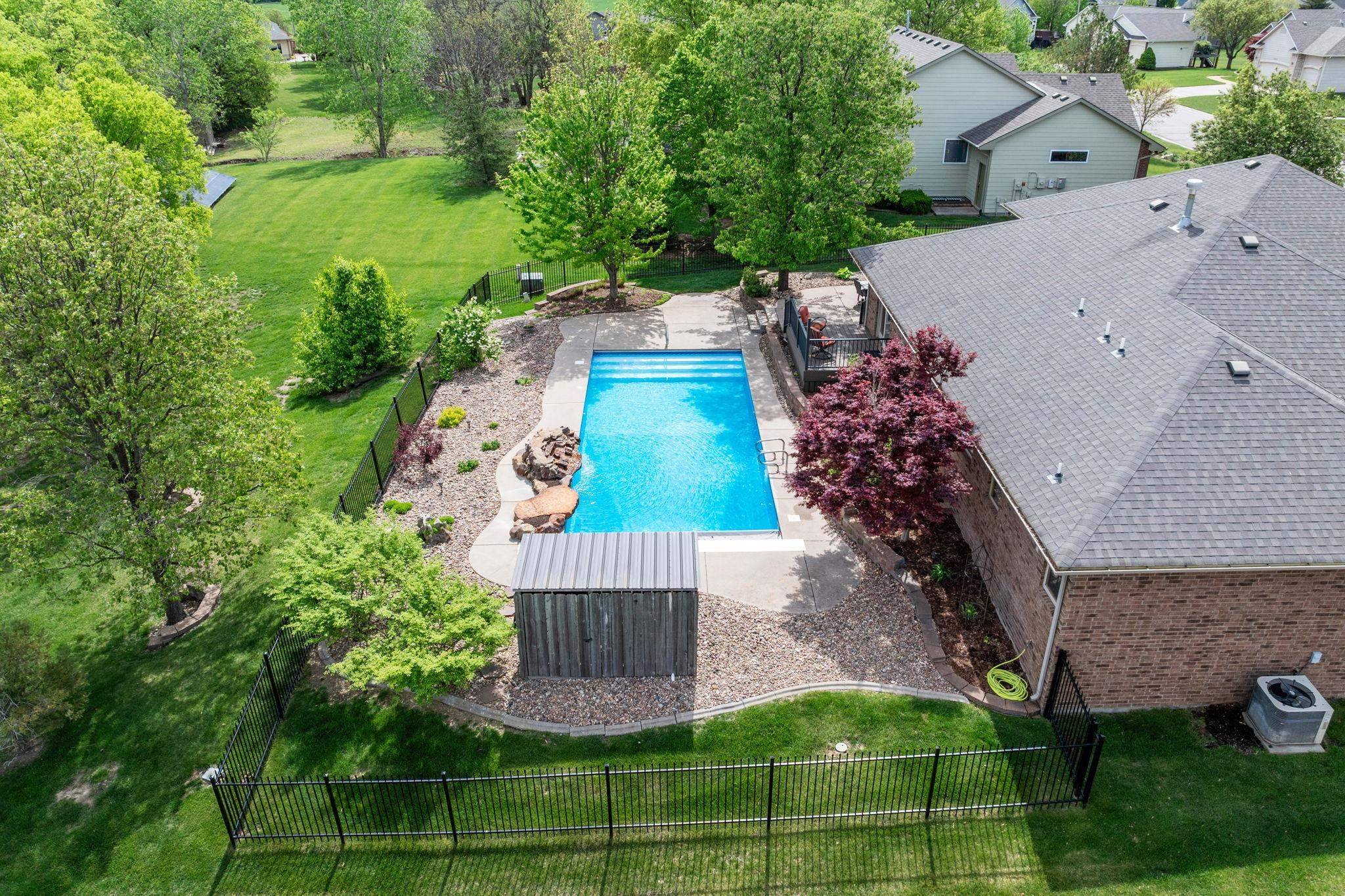 Wichita, KS 67230,15806 E Woodcreek St