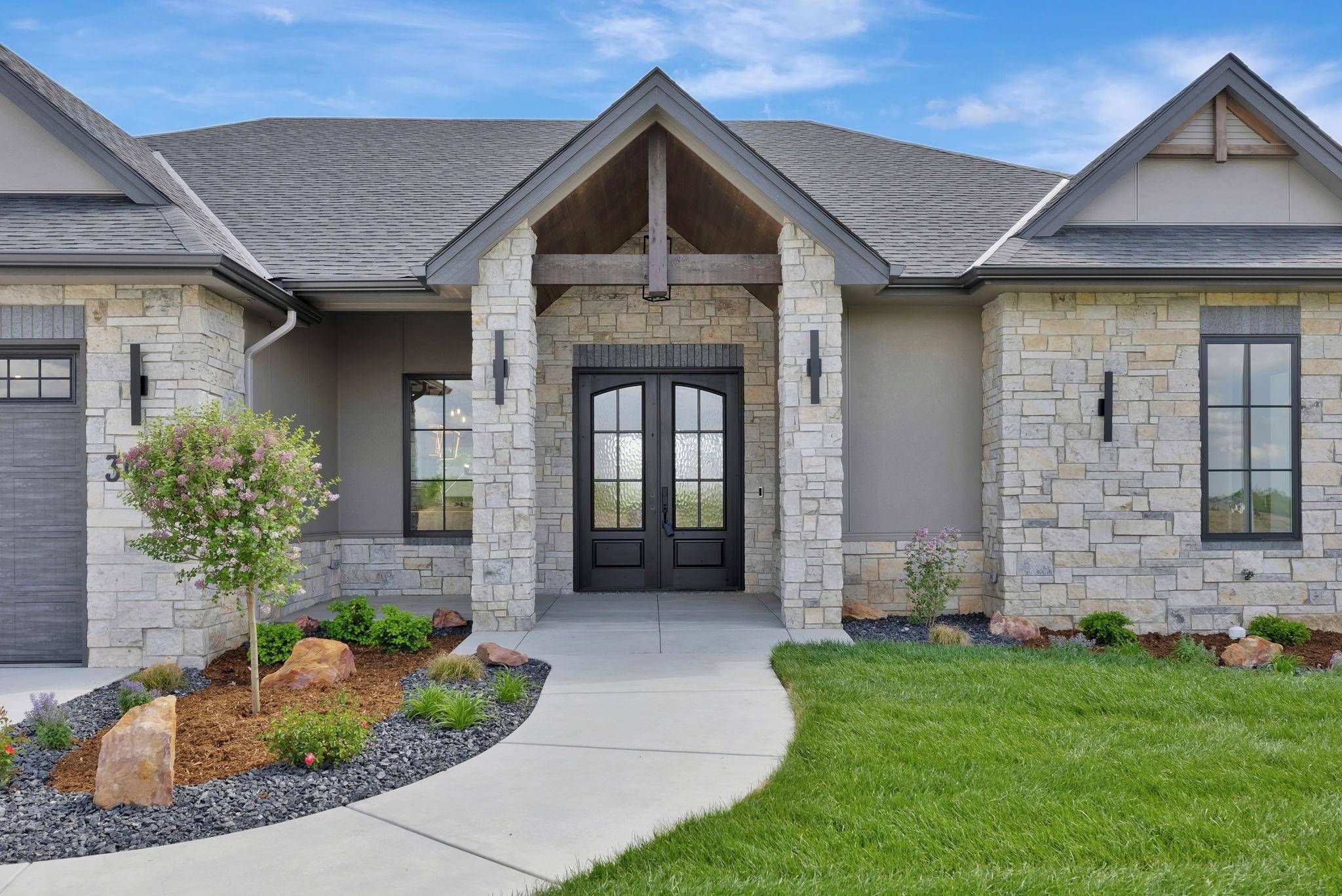 Wichita, KS 67204,3007 W Crystal Beach