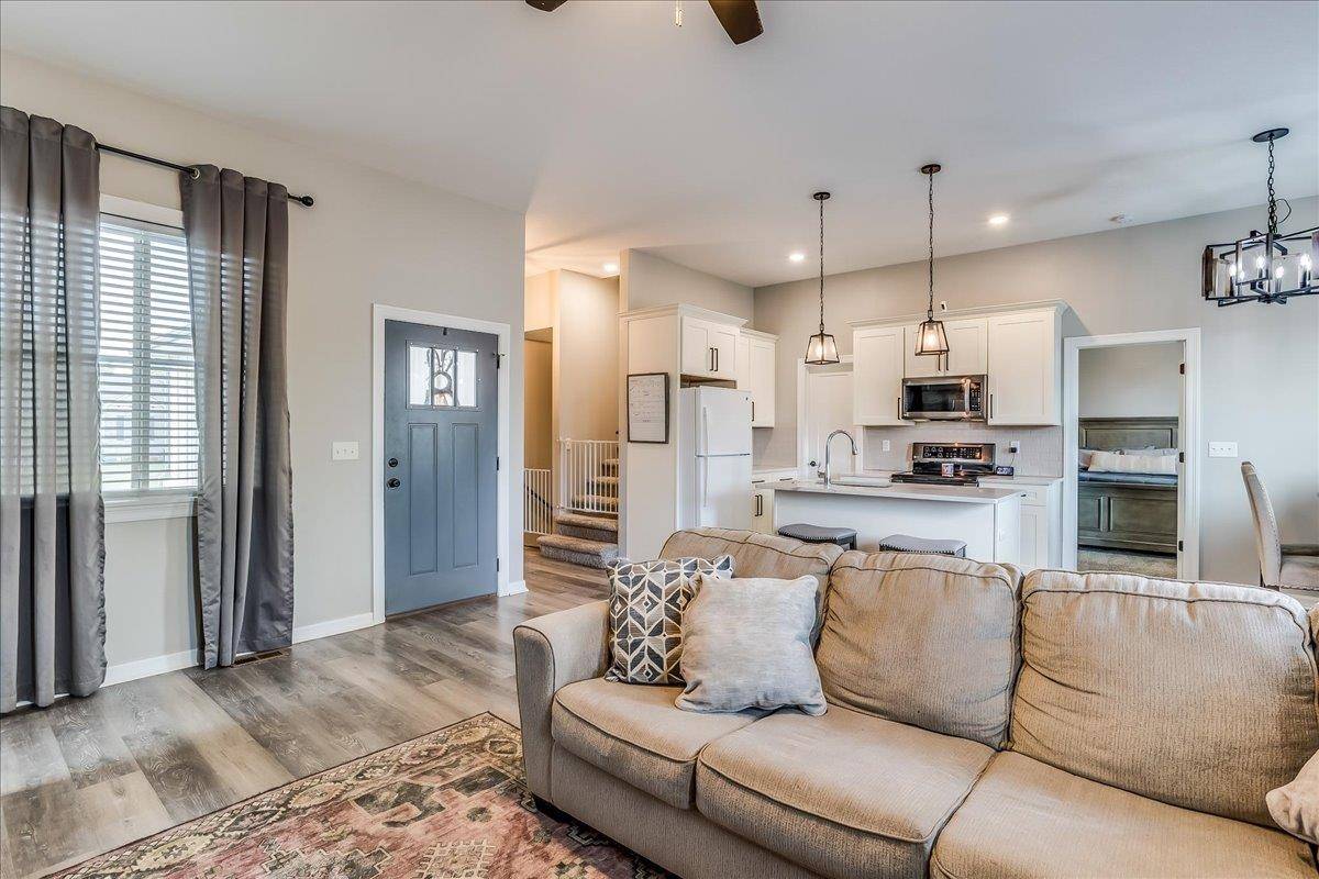Wichita, KS 67215,3307 S Bluelake Ct