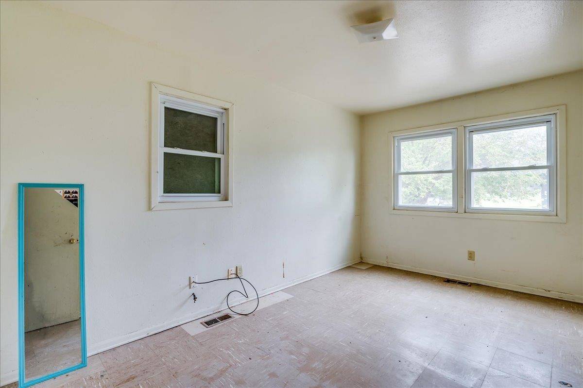Wichita, KS 67214,1721 N Estelle Ave