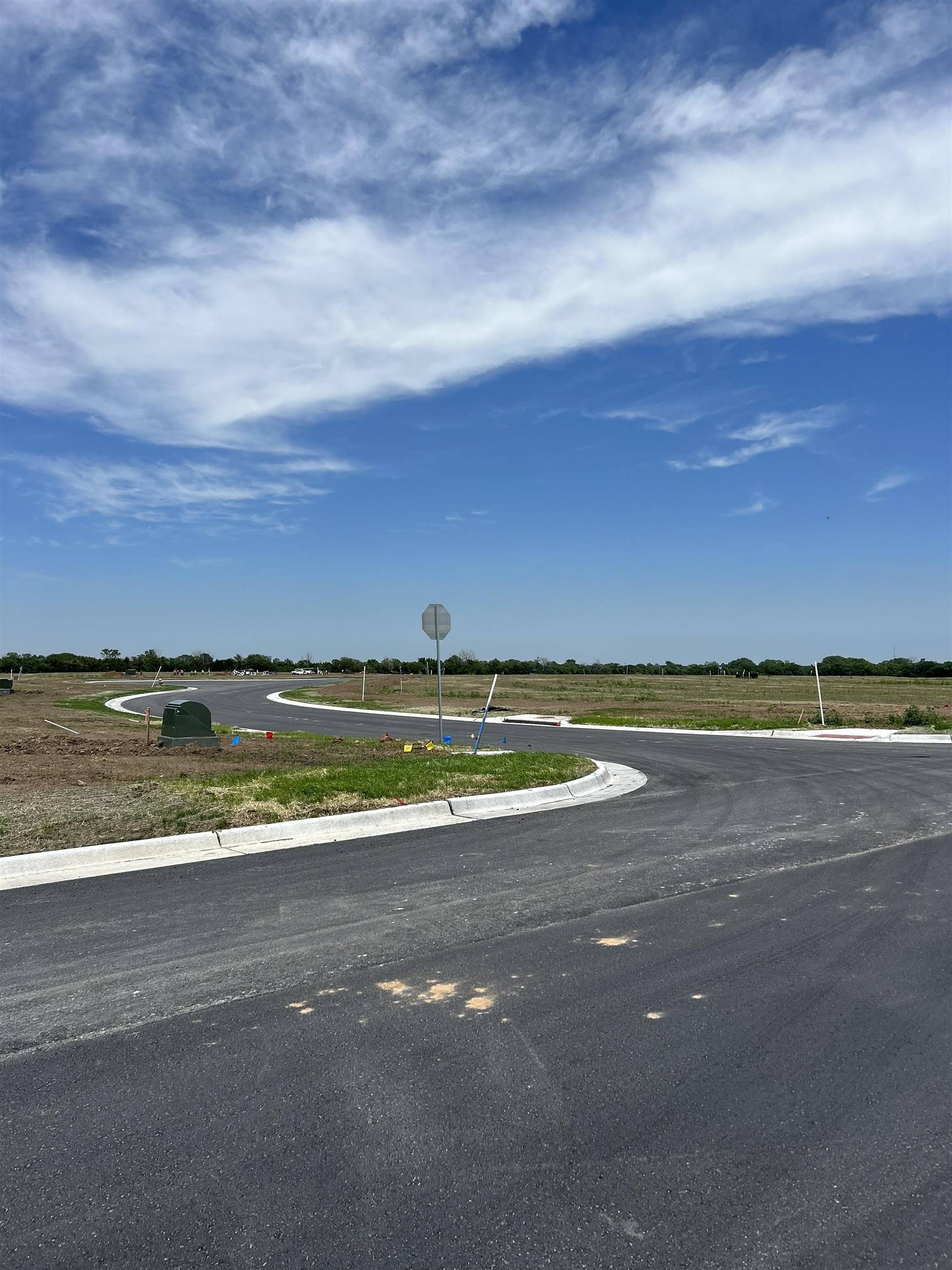 Mulvane, KS 67110,1525 N Garnet Ln