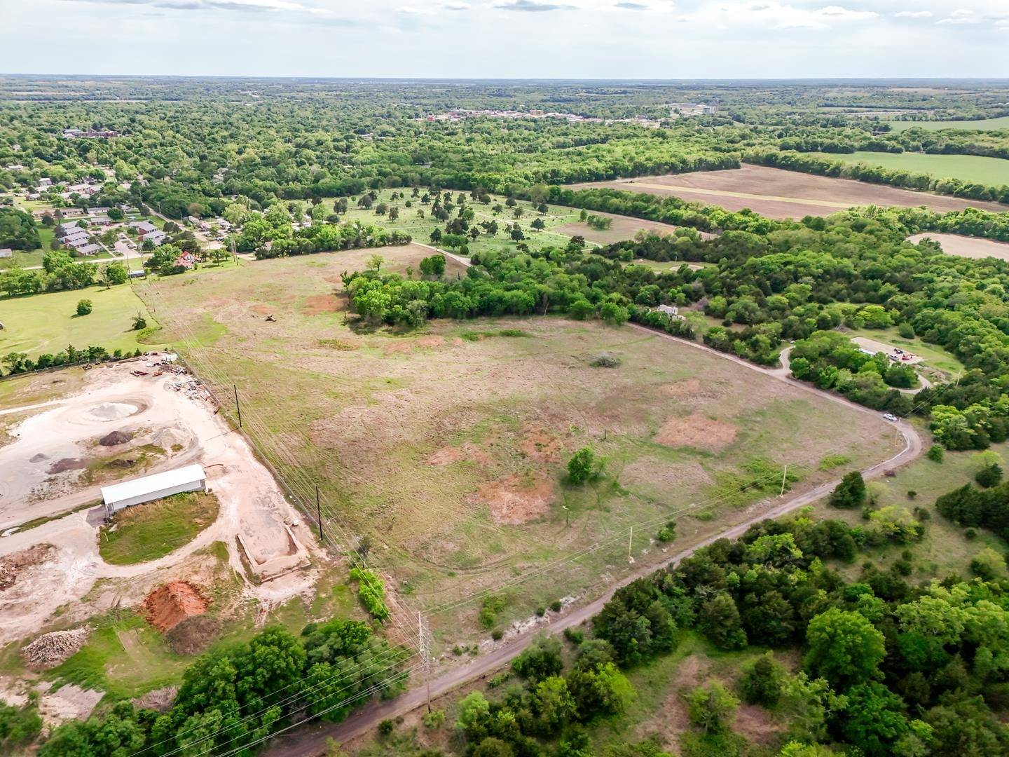 Winfield, KS 67156,700 N Michigan