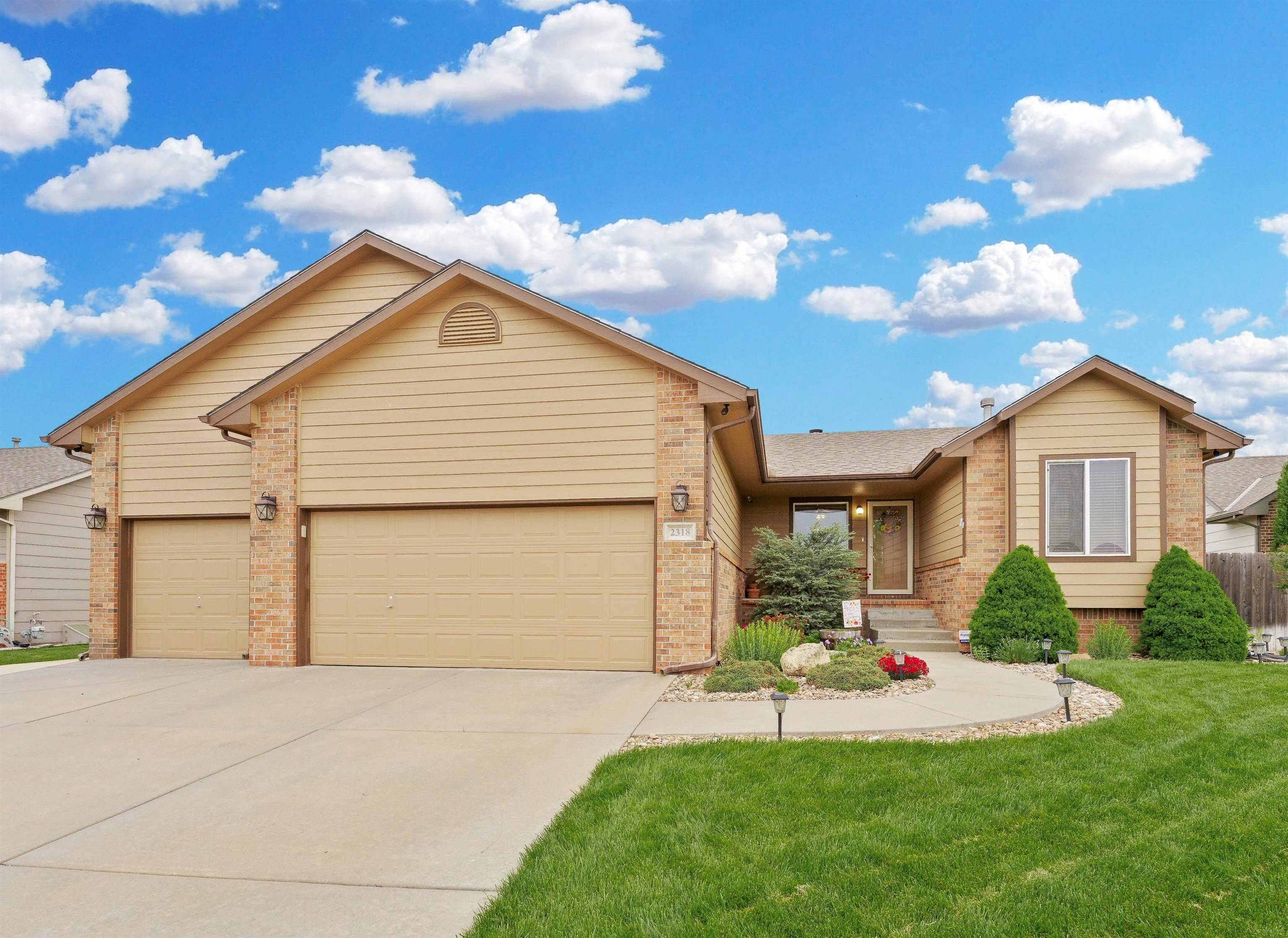 Wichita, KS 67235,2318 S Wheatland Ct