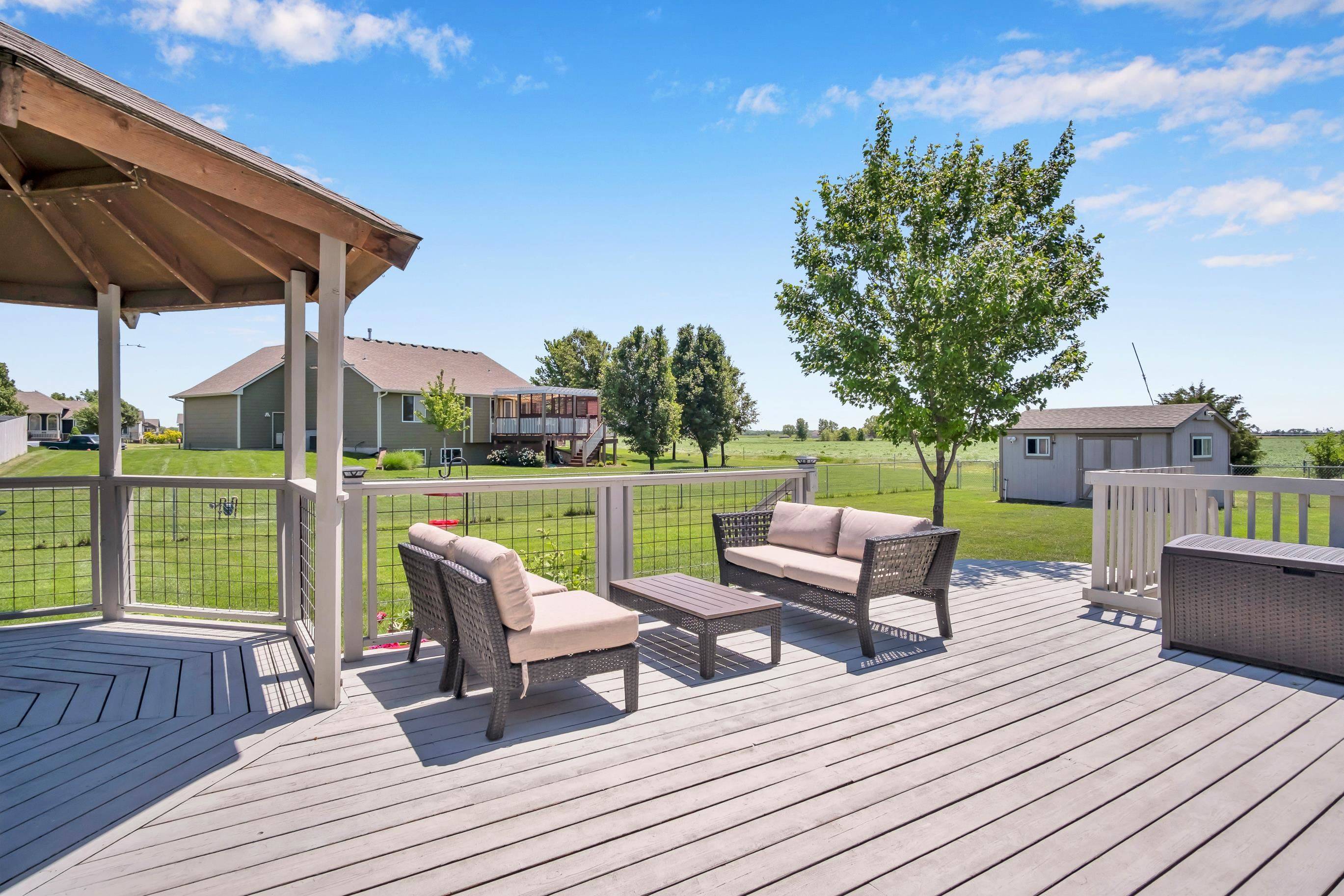 Halstead, KS 67056,1430 Redbud Ct