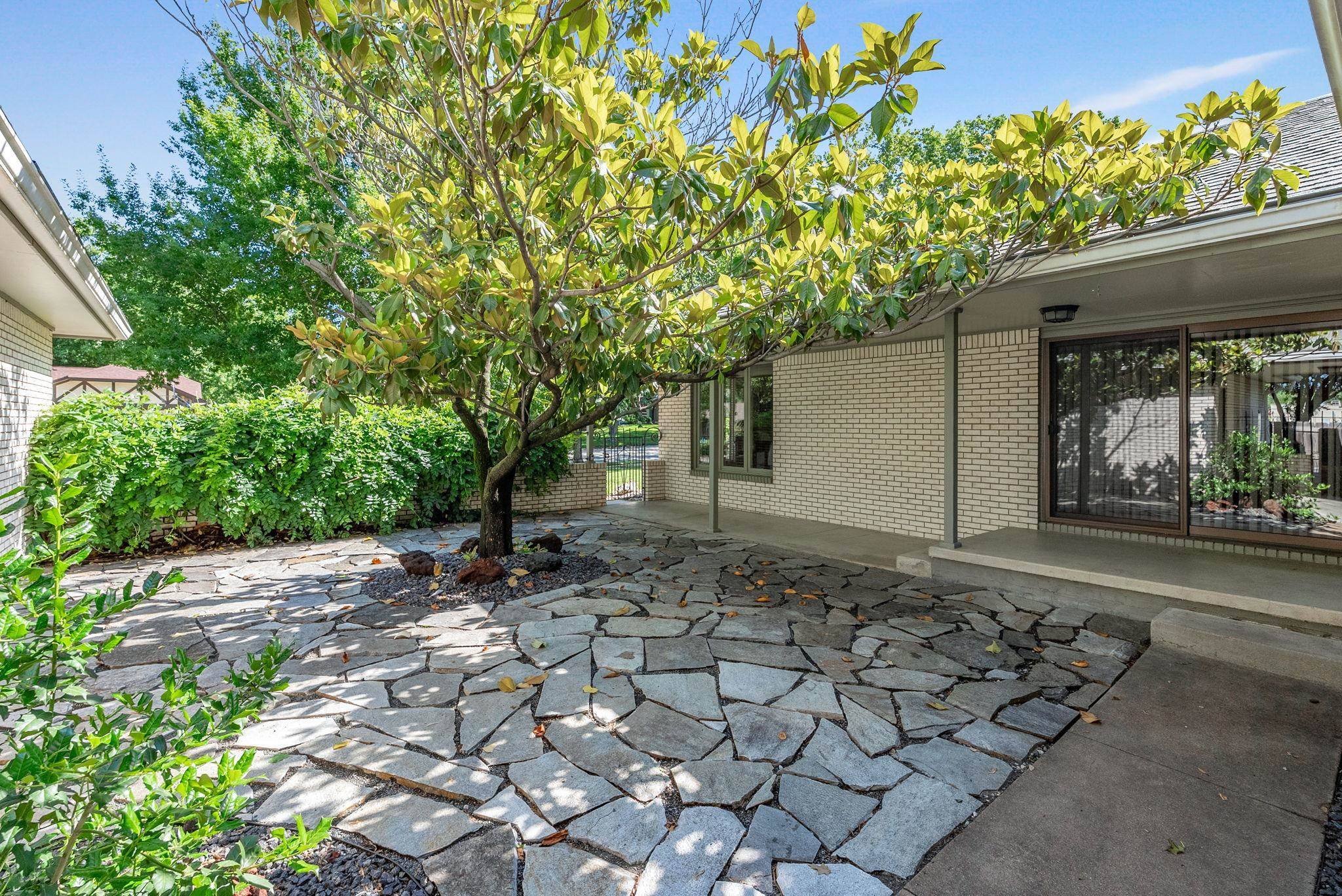 Wichita, KS 67206,8209 E Brentmoor St