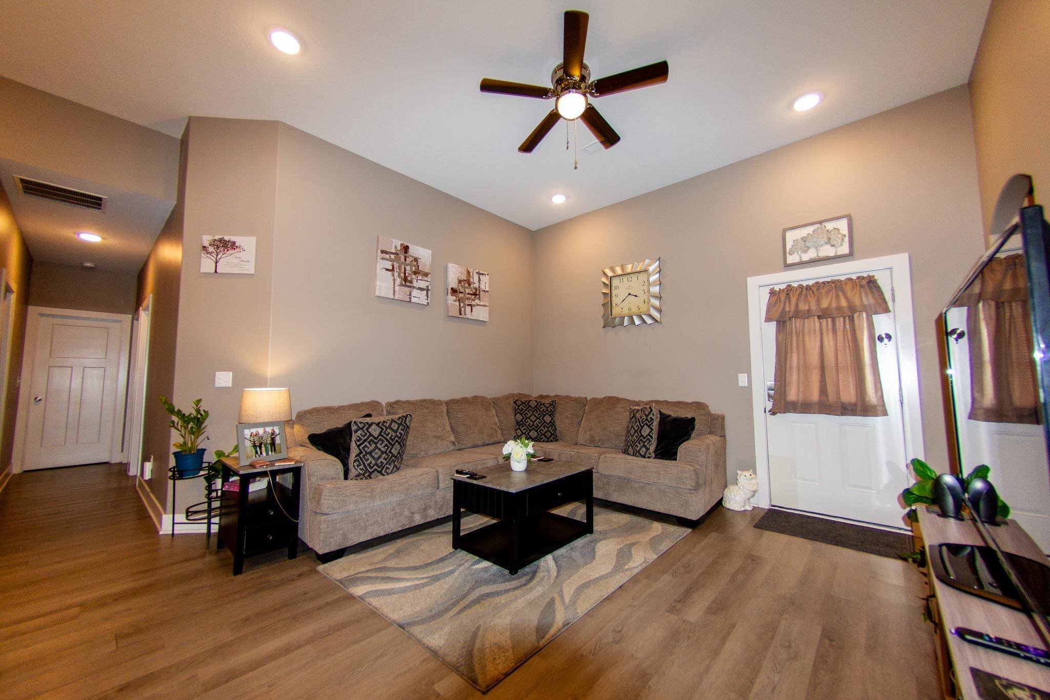 Wichita, KS 67205,12148 W 33rd St N
