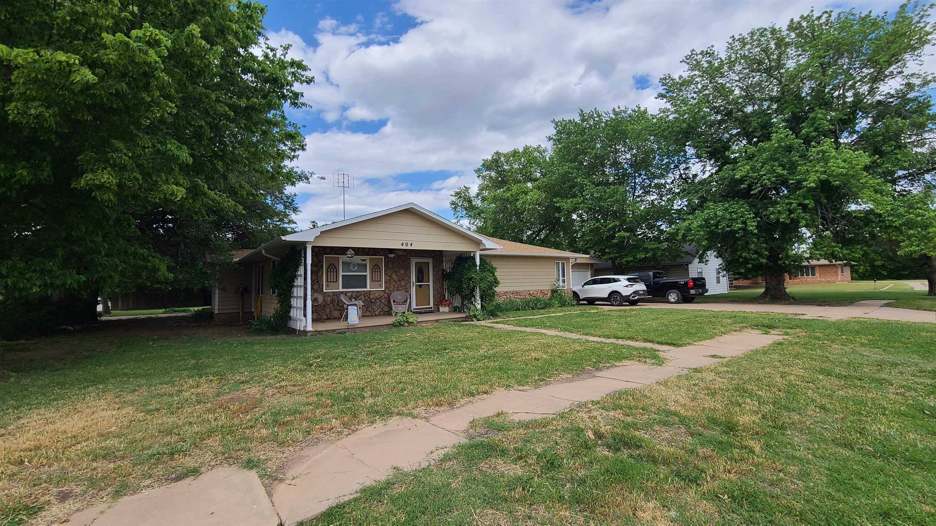 Harper, KS 67058,404 E 13th St