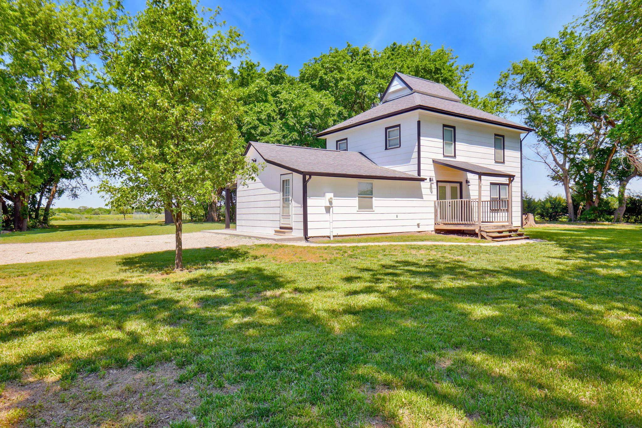Towanda, KS 67144,5429 SW Buffalo Rd