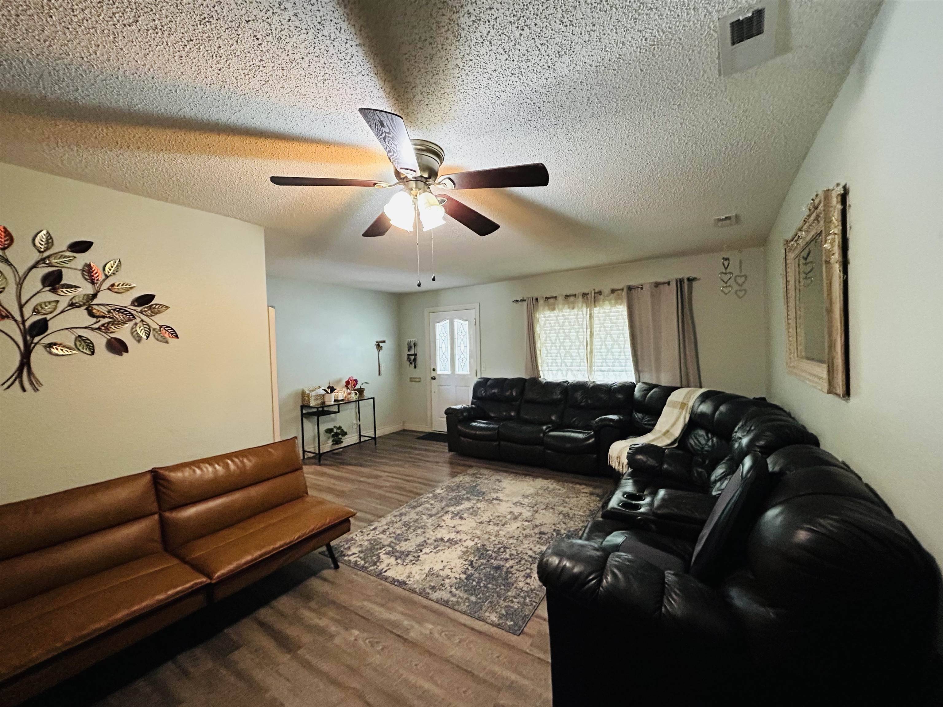 Wichita, KS 67217,1222 W 29TH ST S