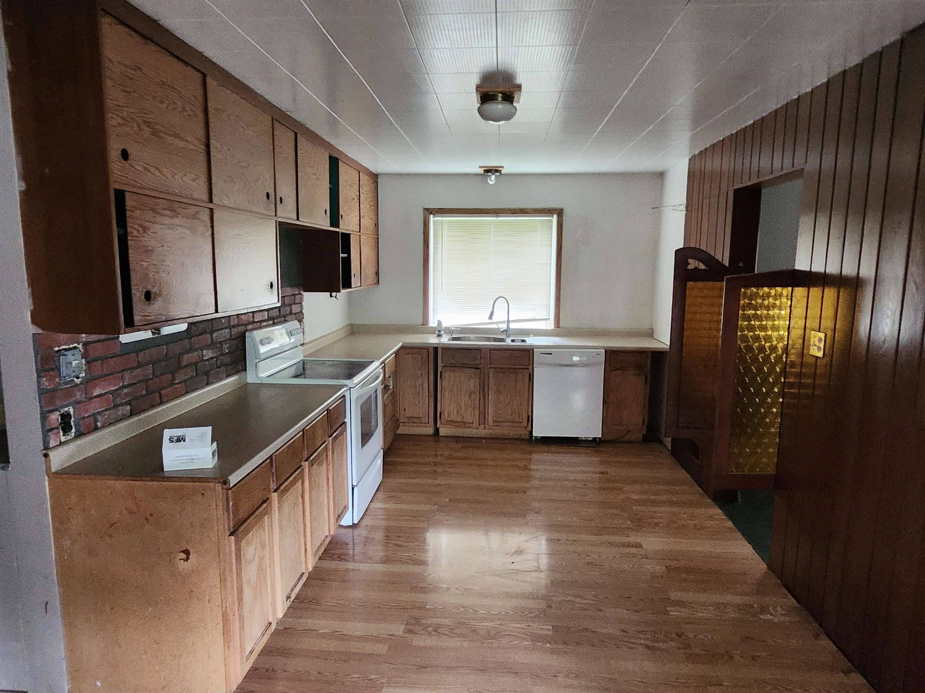 Wichita, KS 67212,166 N Tyler Rd