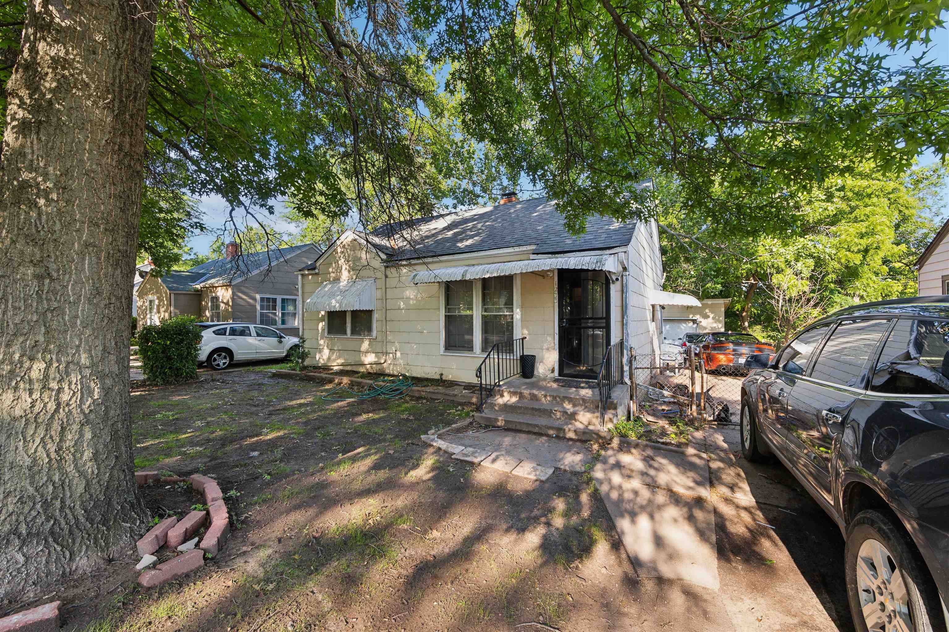 Wichita, KS 67208,1233 N Terrace