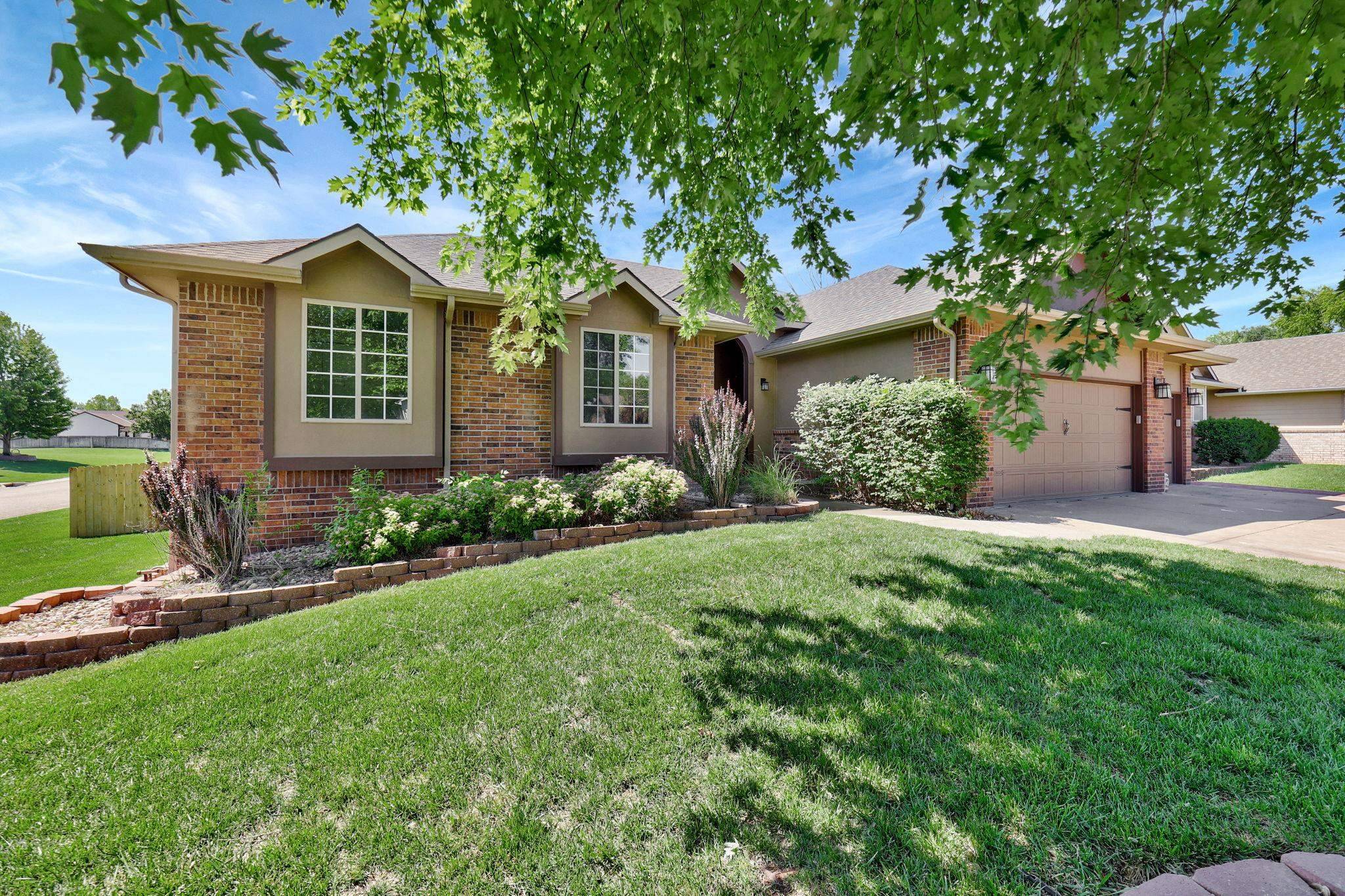 Wichita, KS 67230,879 S Sagebrush Ct