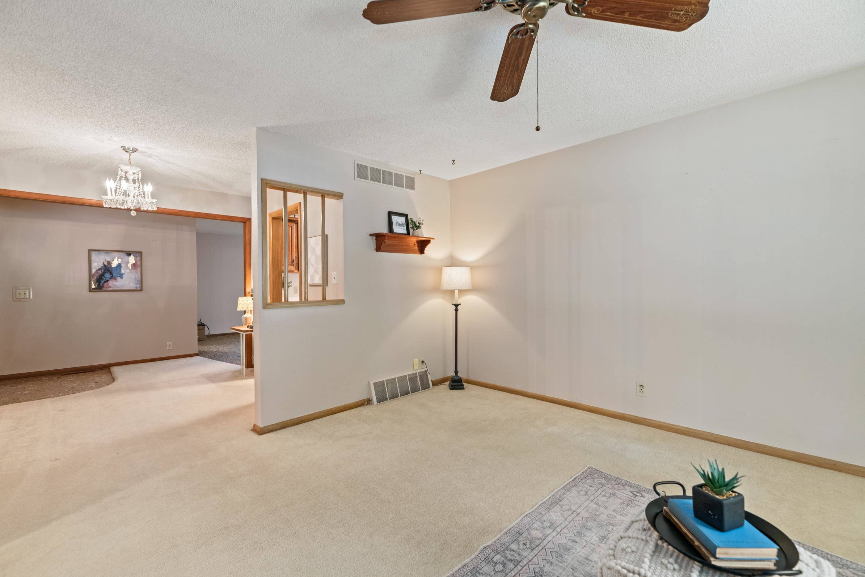 Wichita, KS 67207,7909 E Morris St