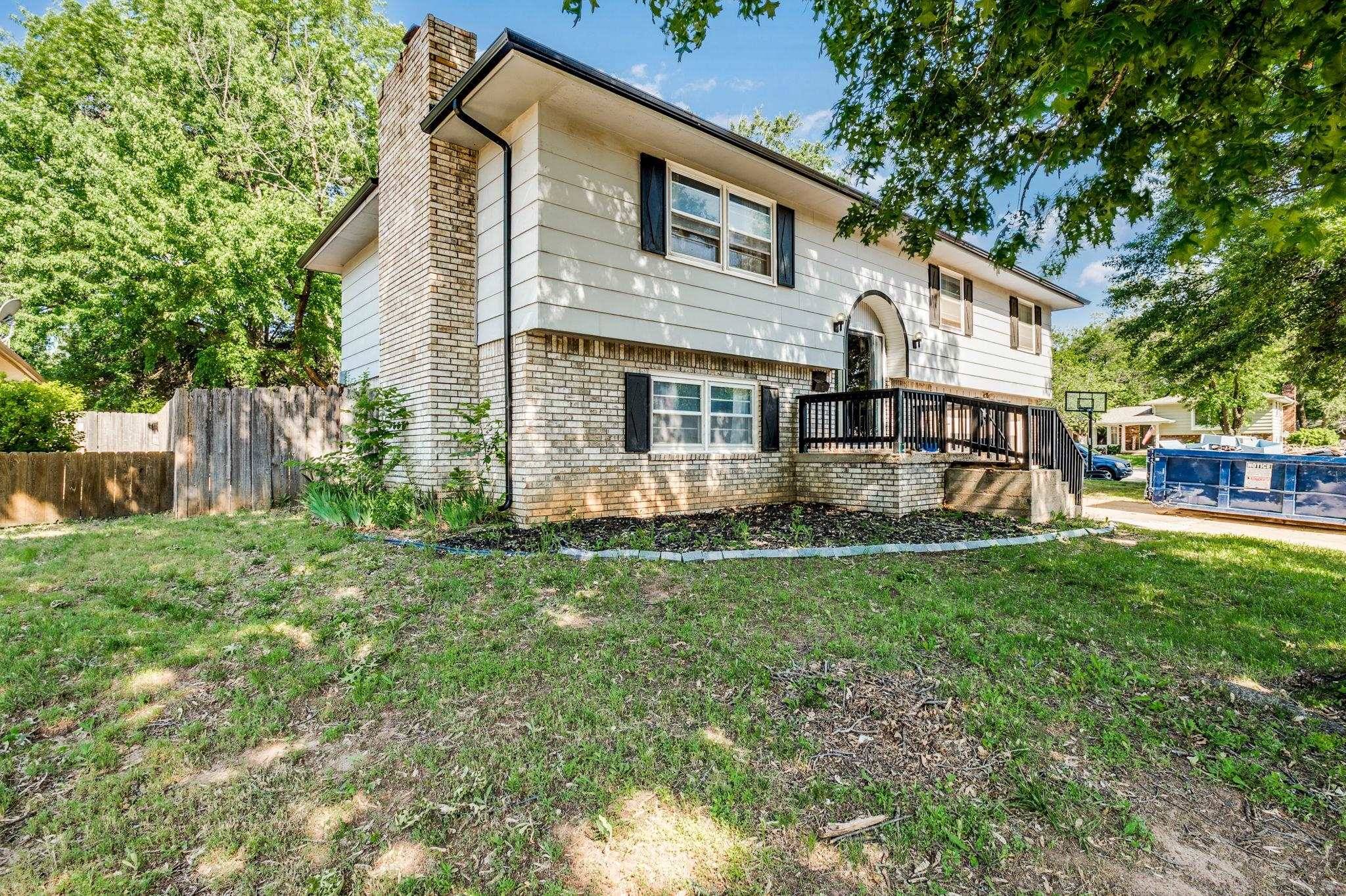 Derby, KS 67037,609 N Willow Dr