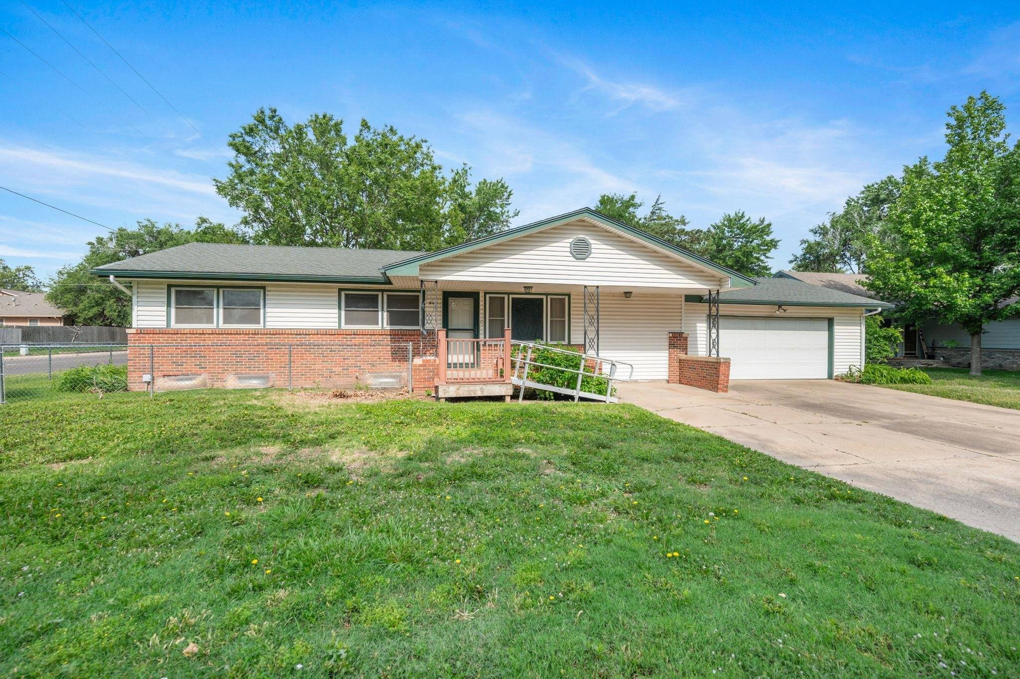 Maize, KS 67101,643 Atherton St