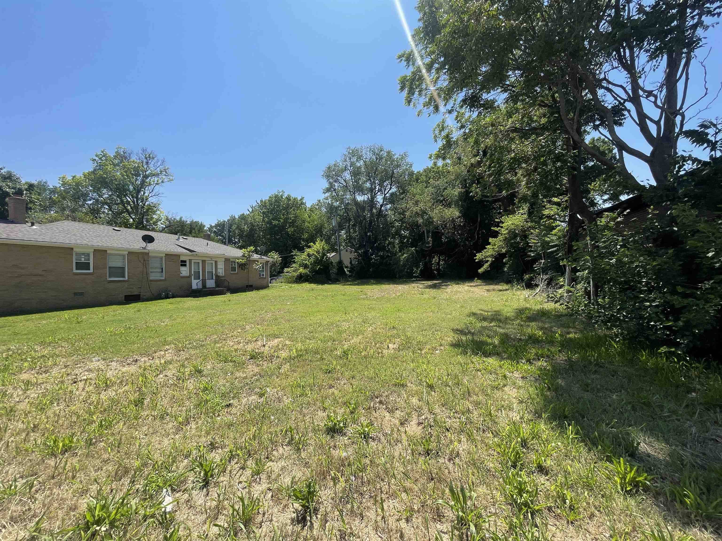 Wichita, KS 67218,651 S Oliver Ave