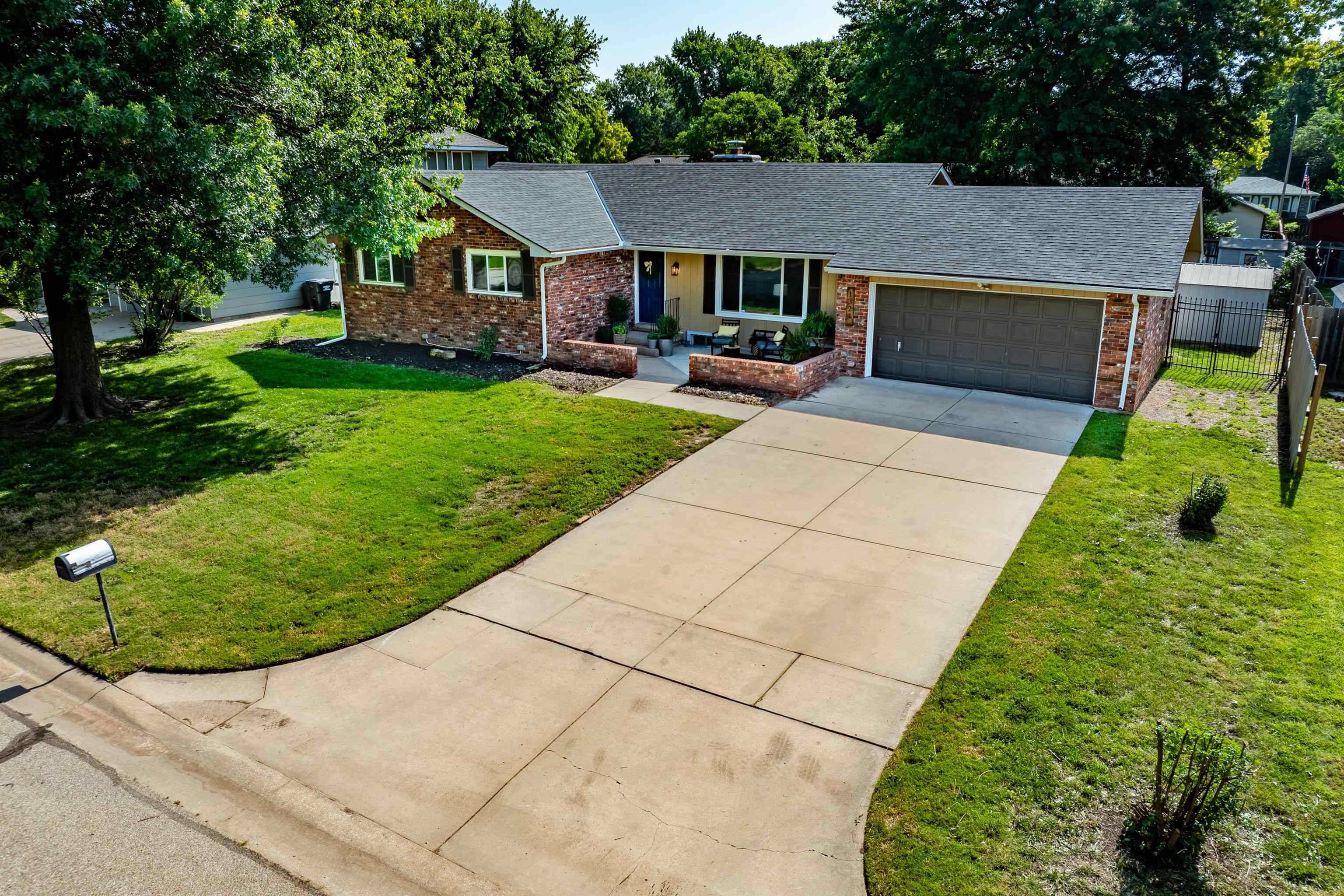Wichita, KS 67212,1324 N Valleyview St