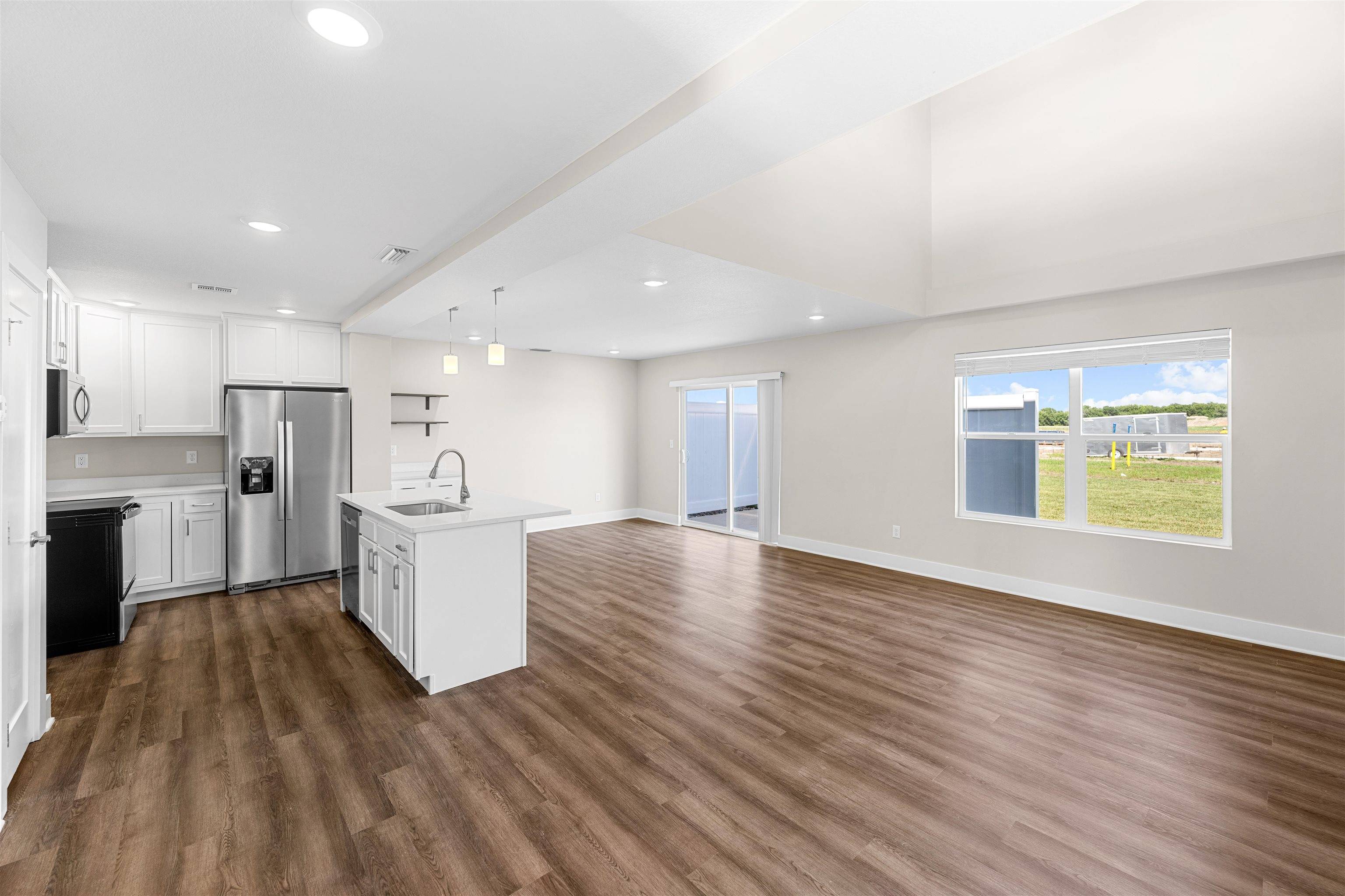 Salina, KS 67401,2725 Tim Rogers Ln