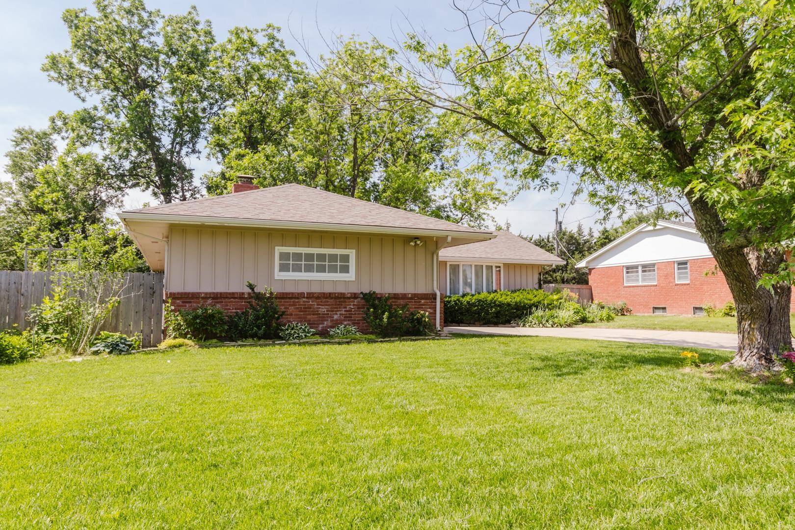 Wichita, KS 67206,6409 E Farmview