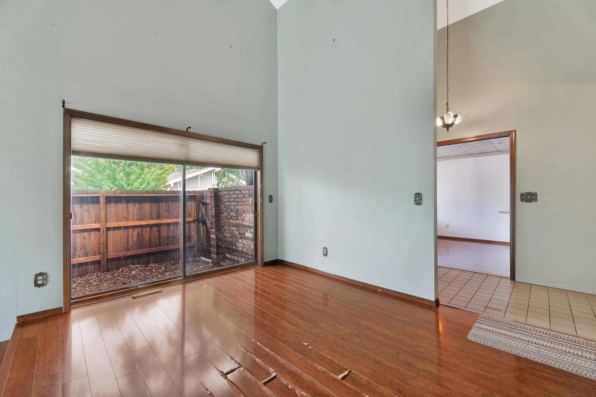 Wichita, KS 67206,7700 E 13th #25
