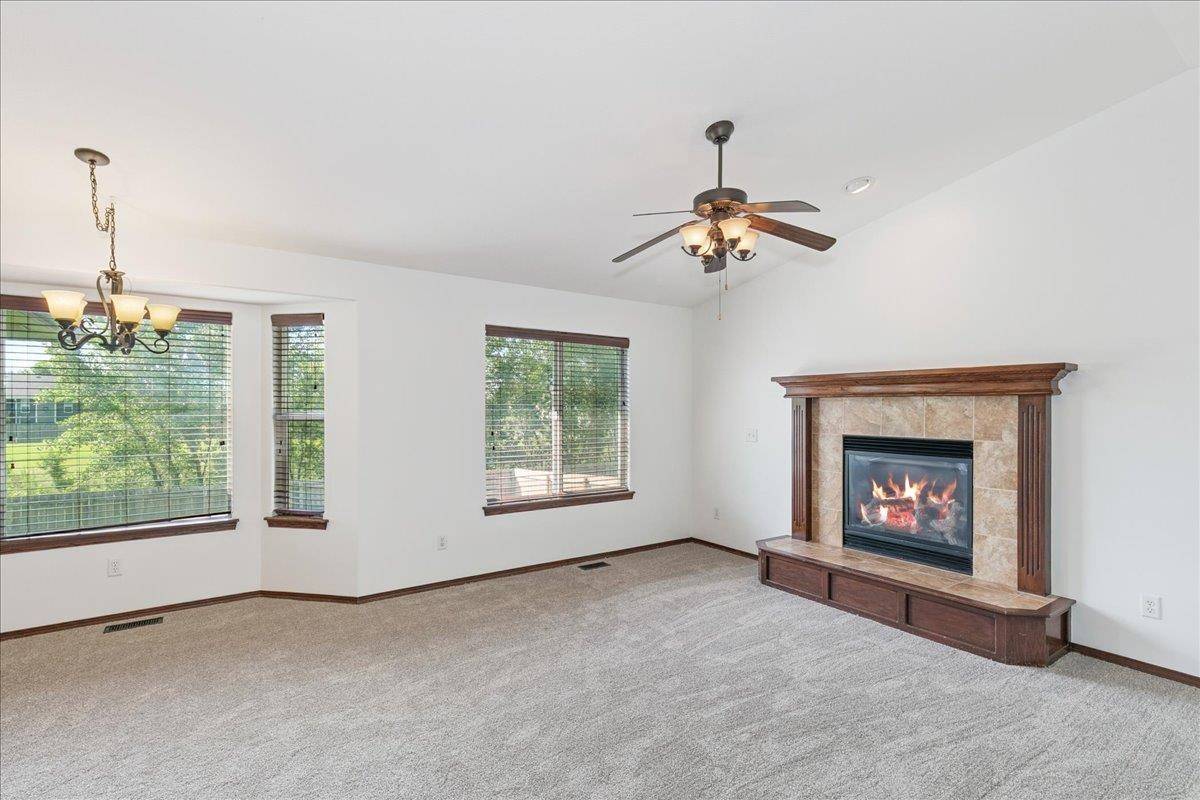 Derby, KS 67037,1112 E Lost Hills St
