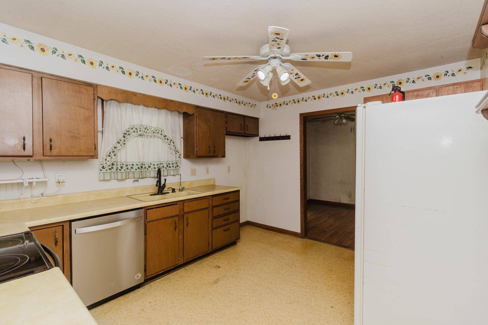 Wichita, KS 67212,7910 W 10th