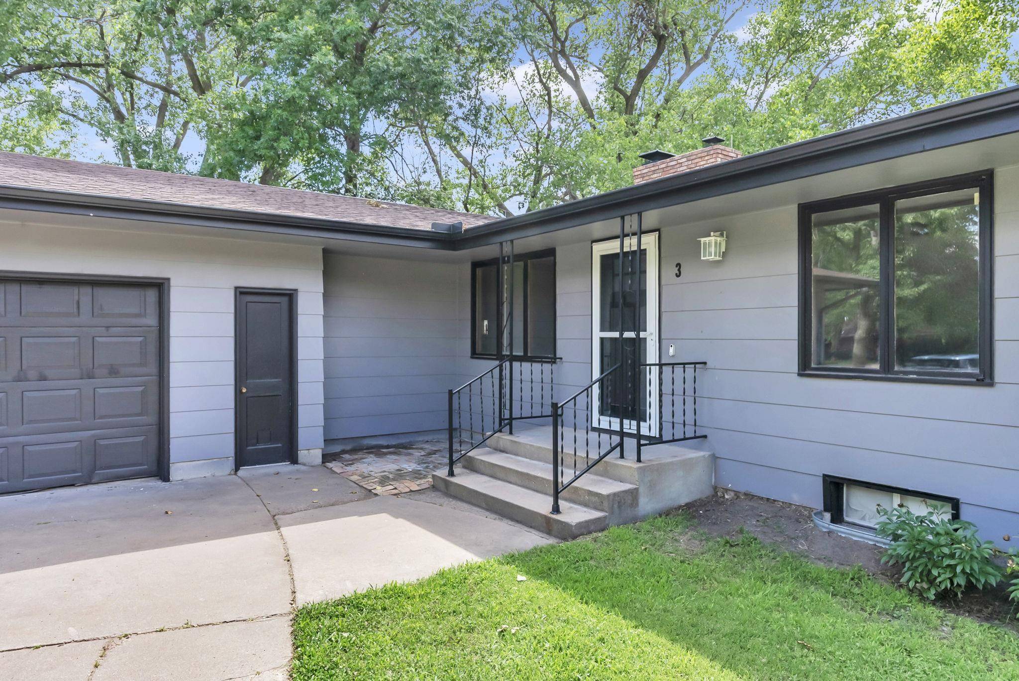 North Newton, KS 67117,3 Jasper Ct.
