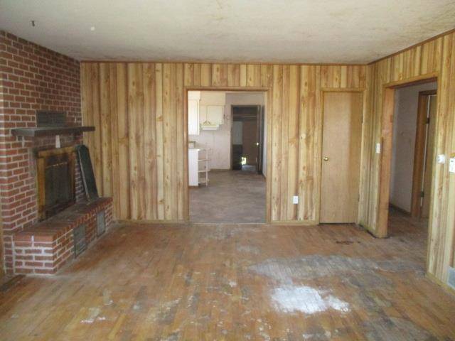 Wakeeney, KS 67672,436 N 2nd St
