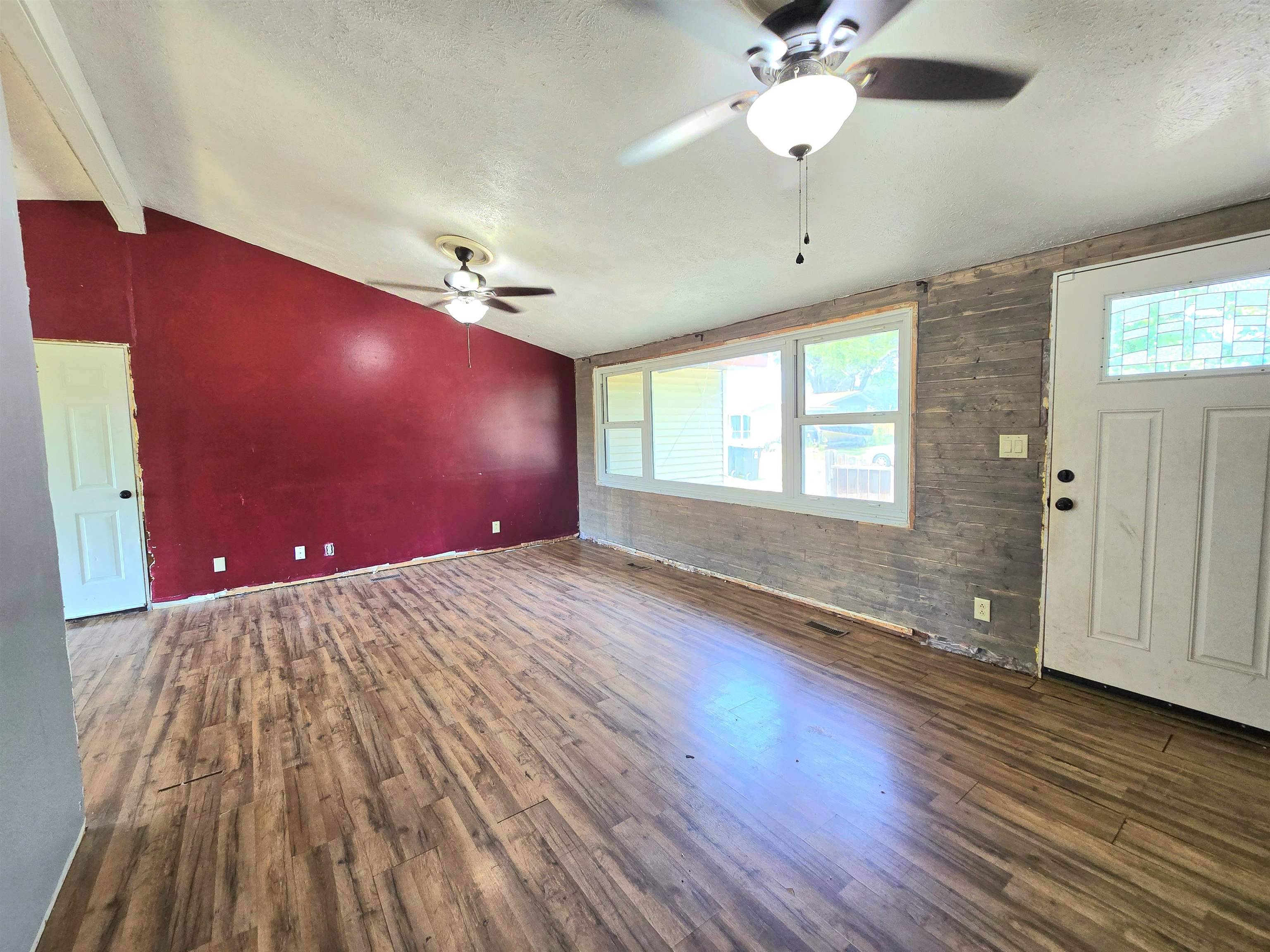 Salina, KS 67401,1415 Brittany Ave