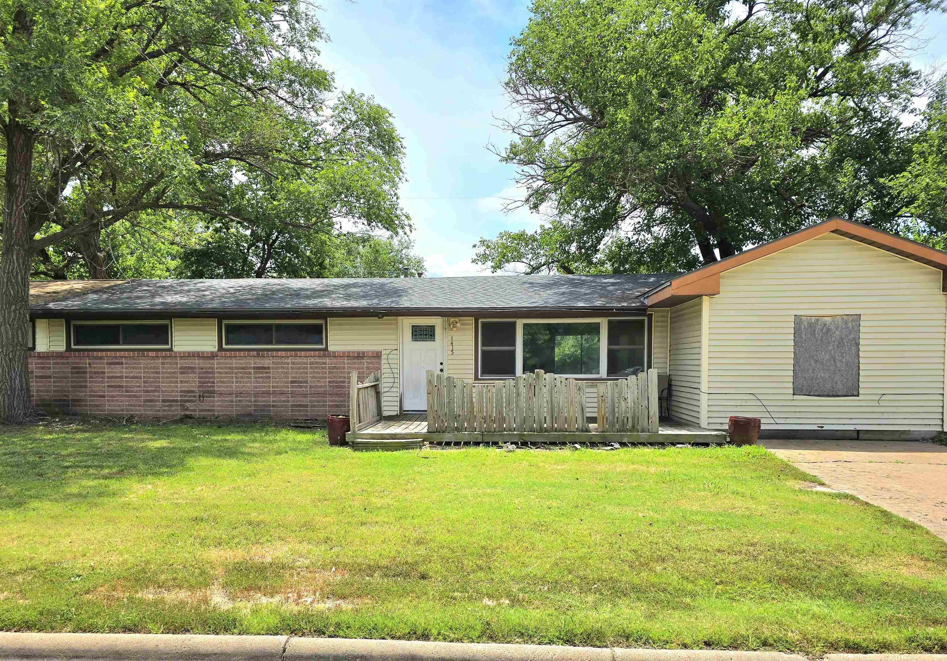 Salina, KS 67401,1415 Brittany Ave