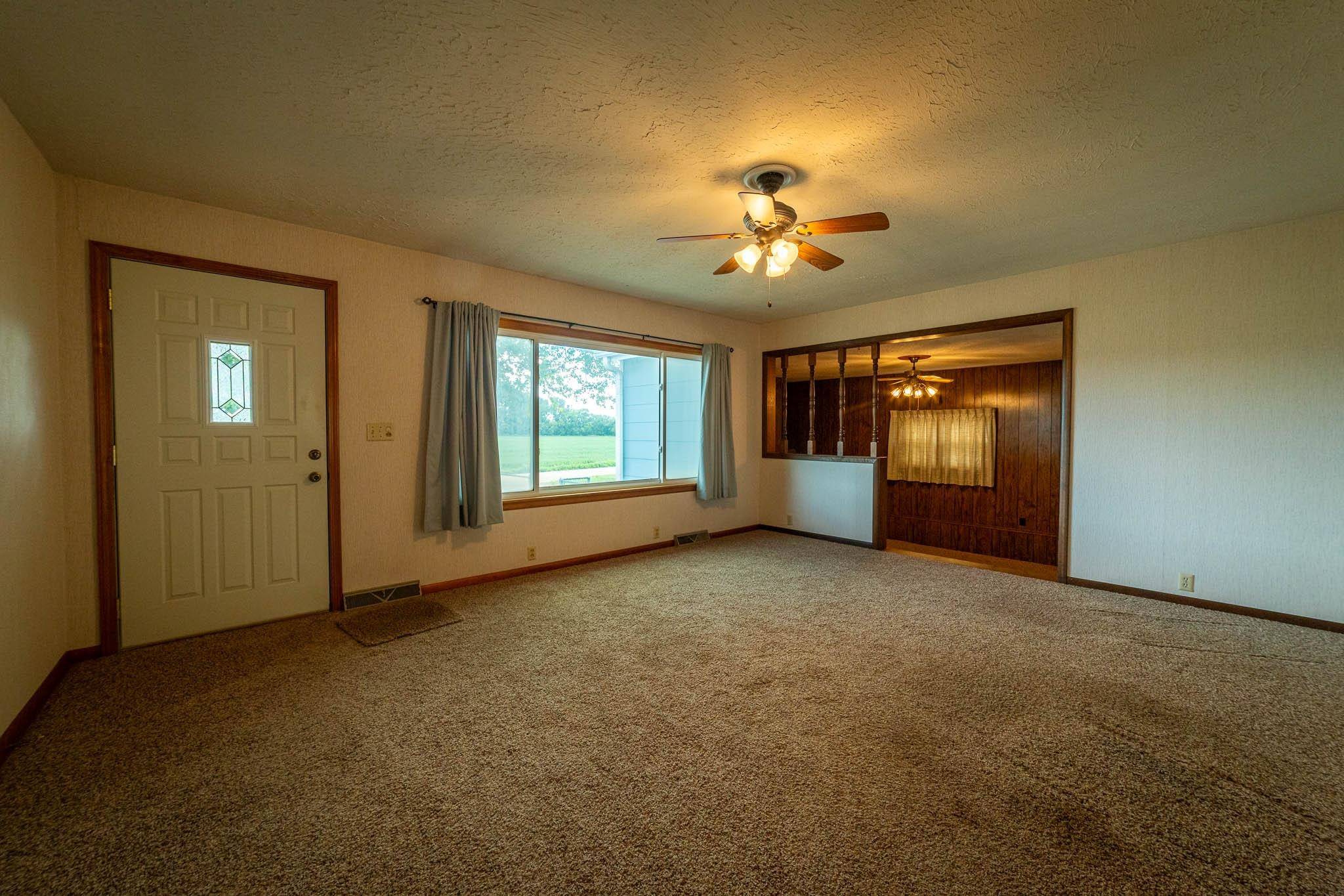 Assaria, KS 67416,2181 E Mentor Rd