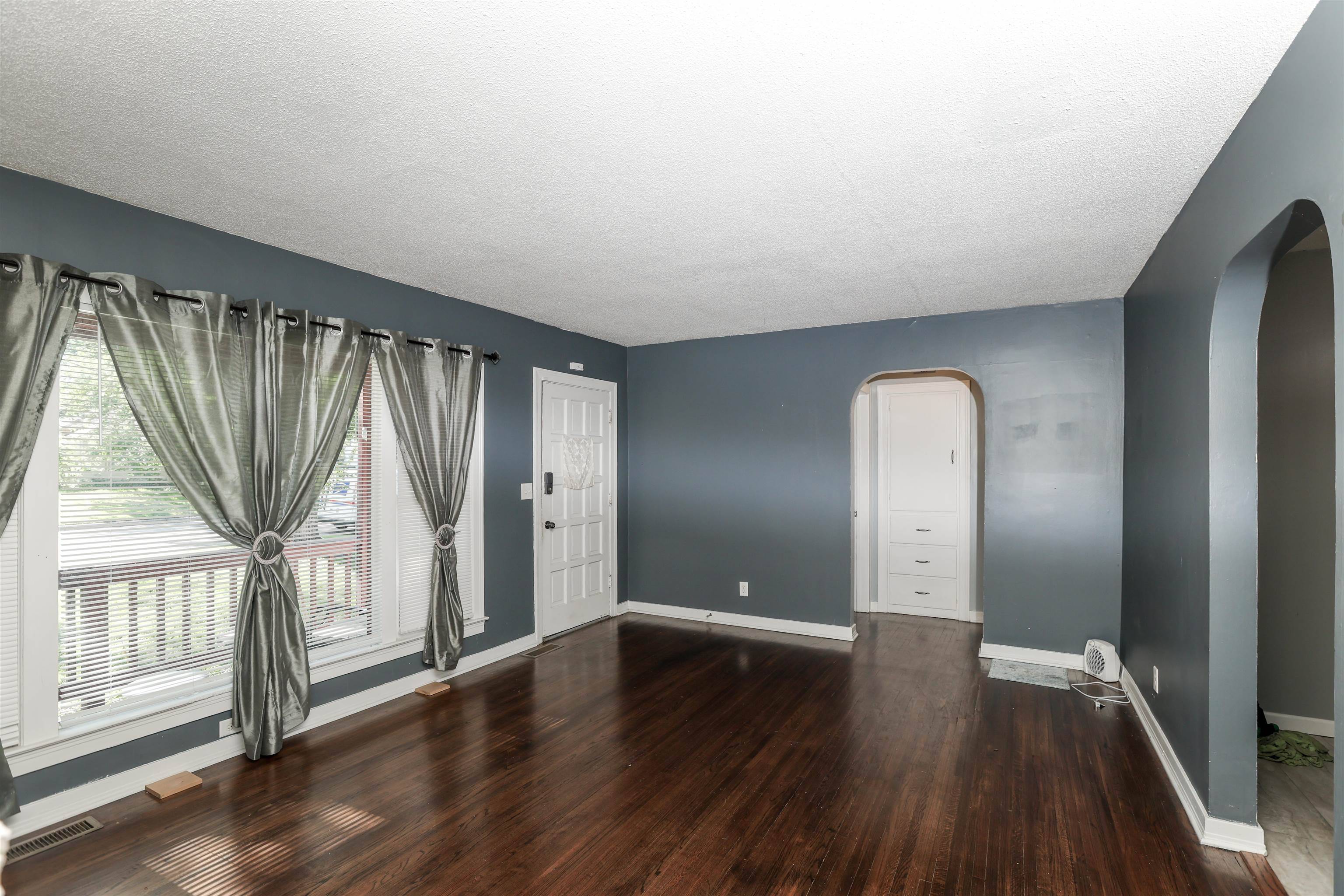 Wichita, KS 67218,2125 S Terrace Dr