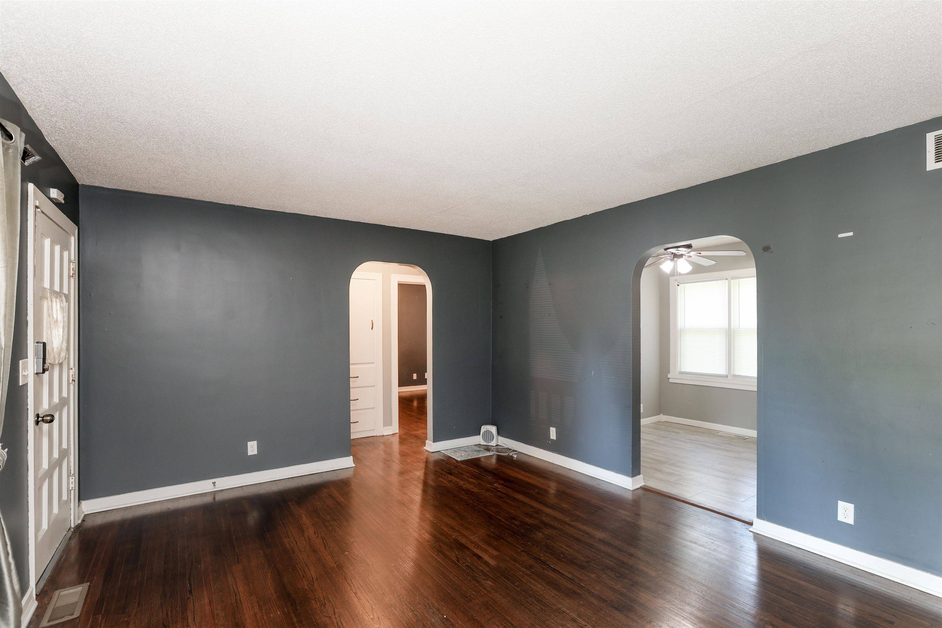 Wichita, KS 67218,2125 S Terrace Dr