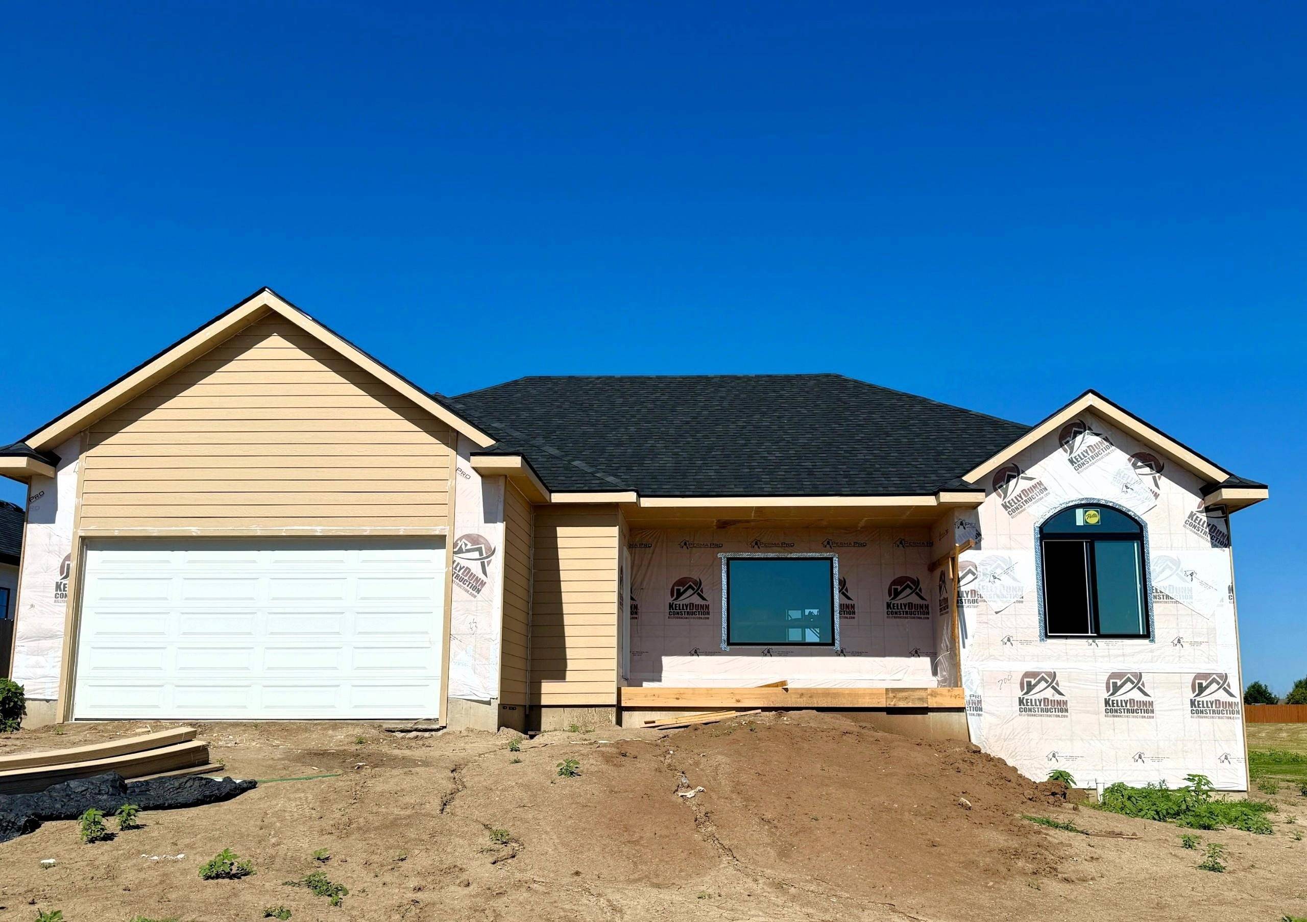Salina, KS 67401,2230 Huntwood Dr