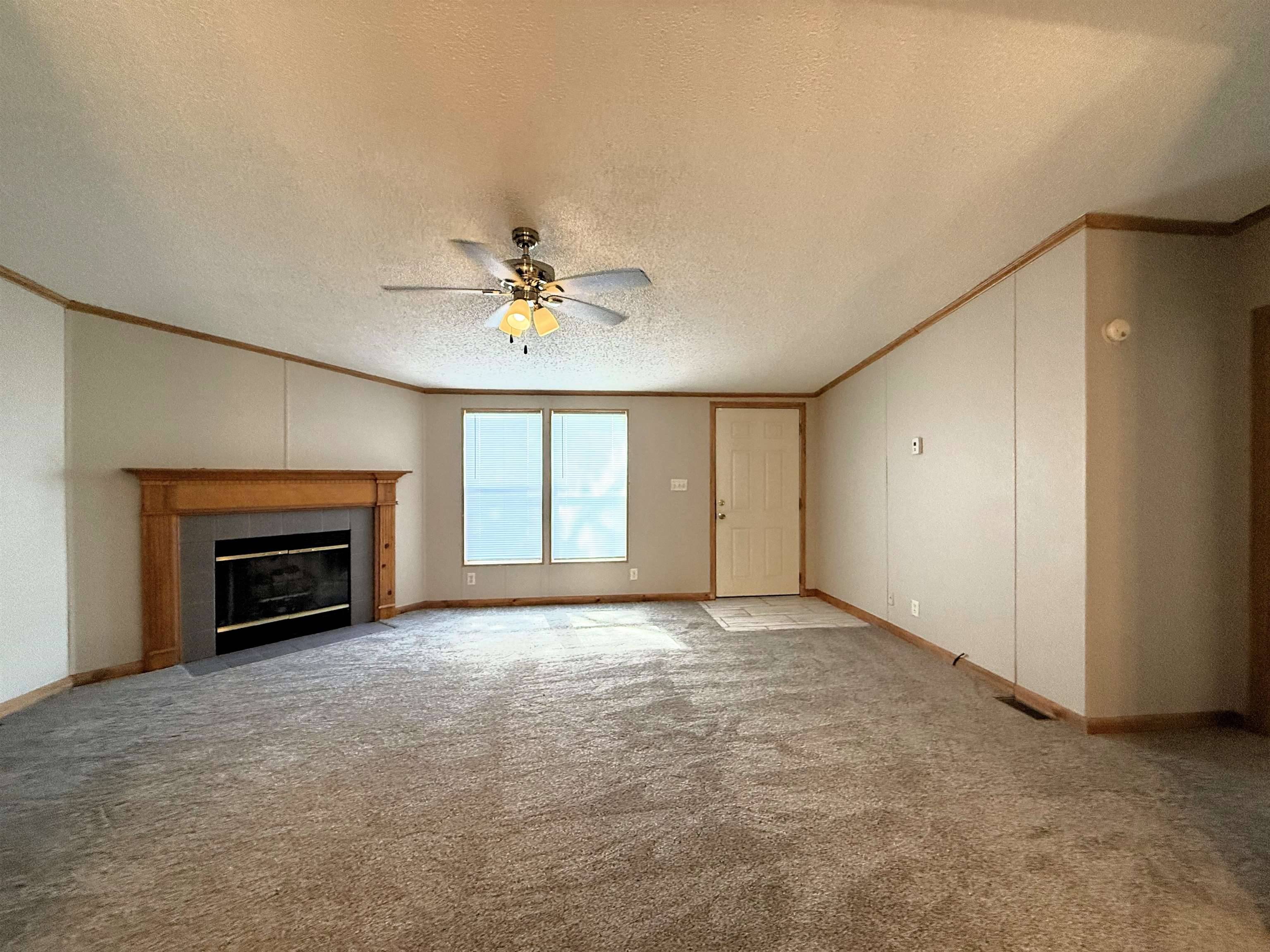Solomon, KS 67480,200 N Field Rd