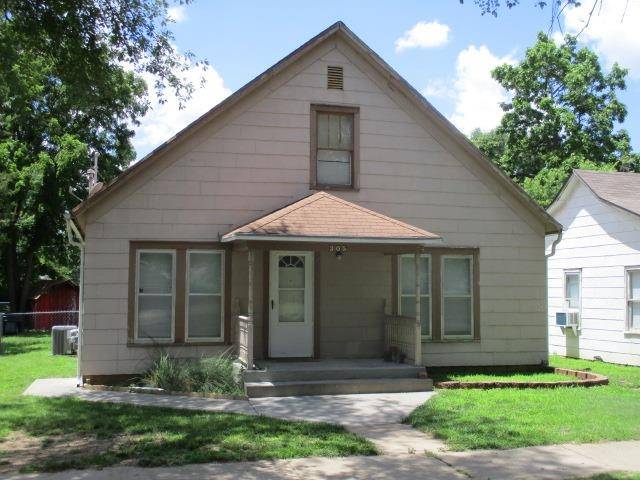 Maize, KS 67101,305 S Park St