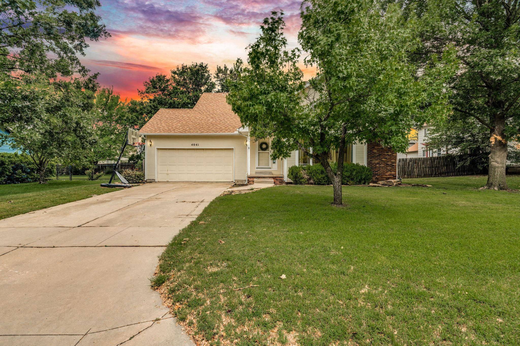 Wichita, KS 67226,4041 N cranberry st