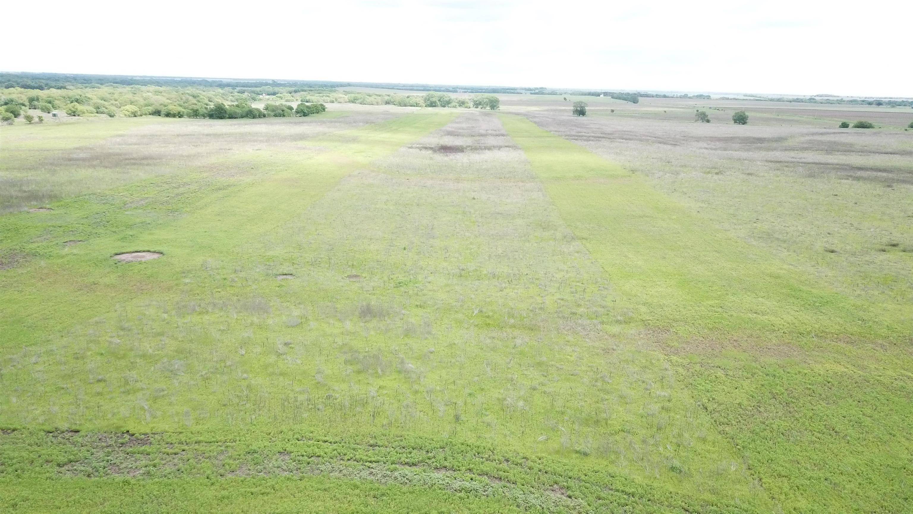 Oxford, KS 67119,00000 S Woodlawn