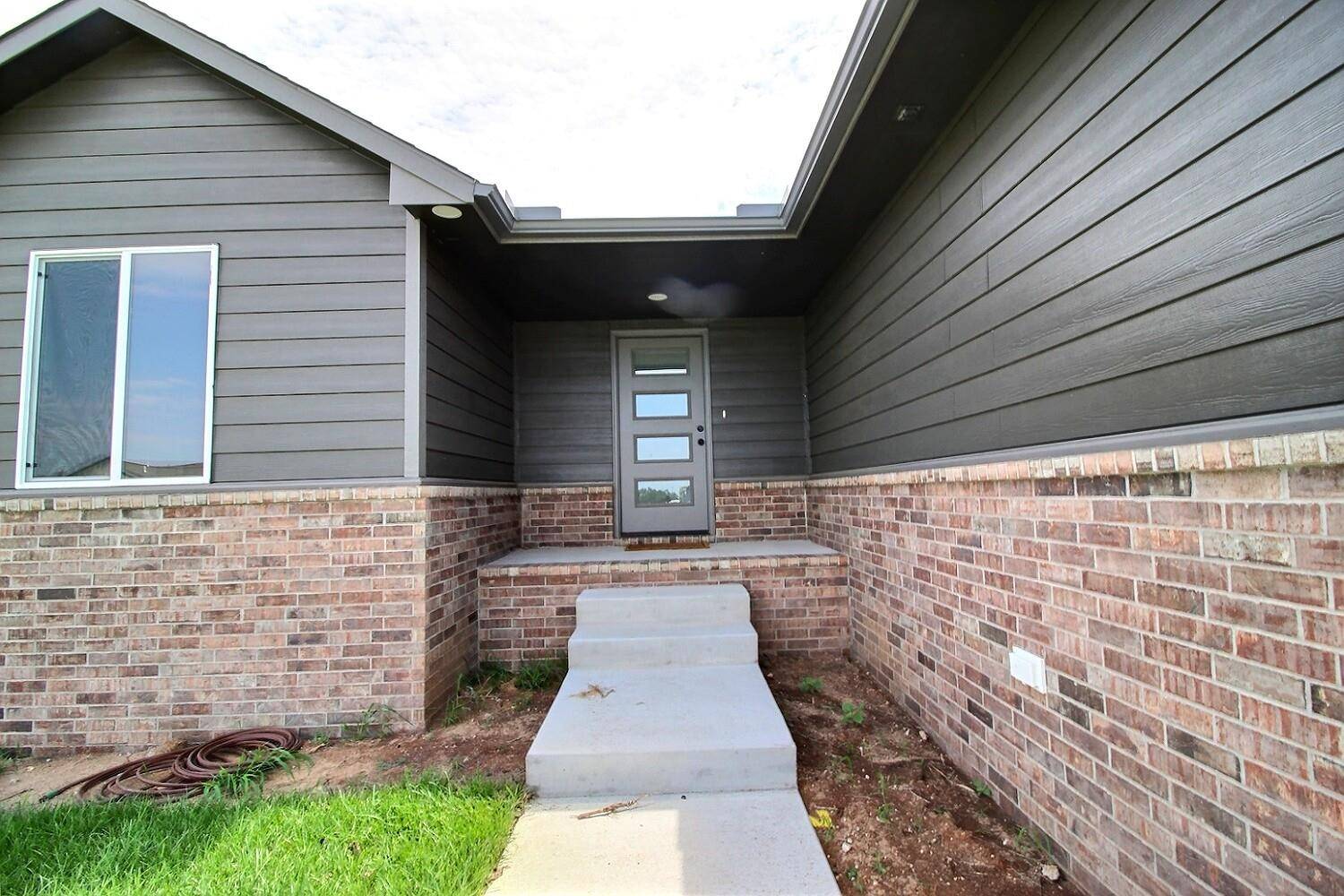 Derby, KS 67037,3536 N Forest Park St