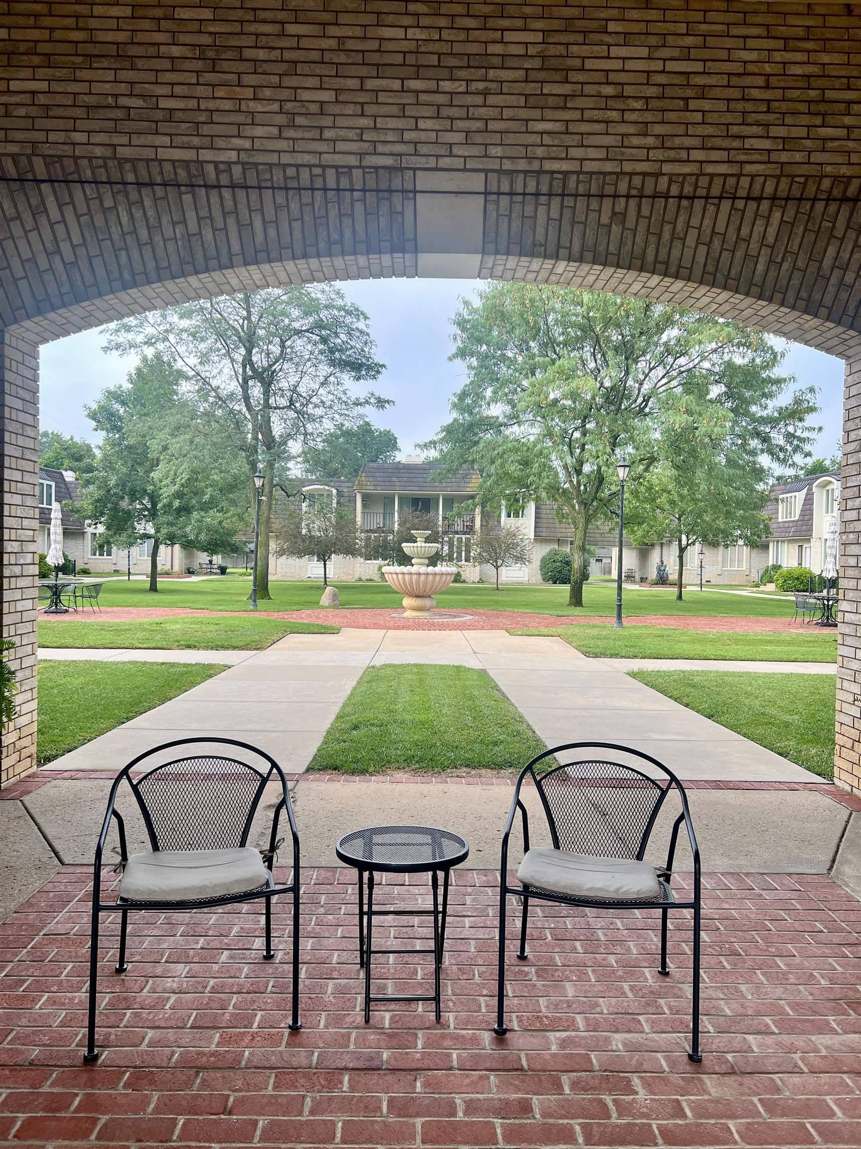 Wichita, KS 67206,7077 E Central Ave Apt 20