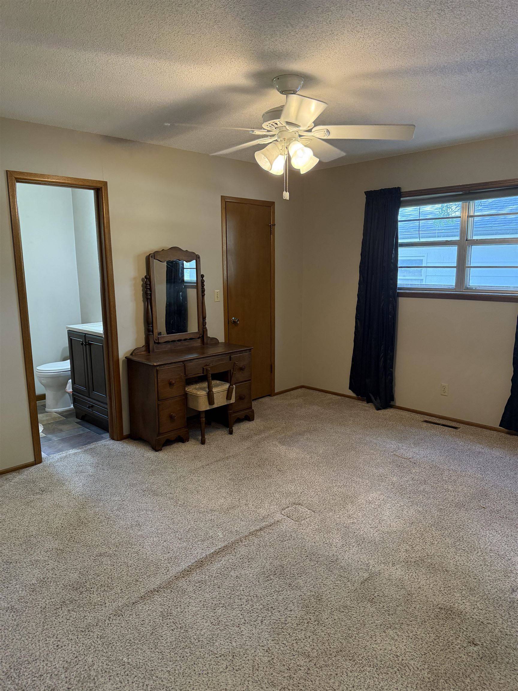 Wichita, KS 67212,9414 W Nantucket St
