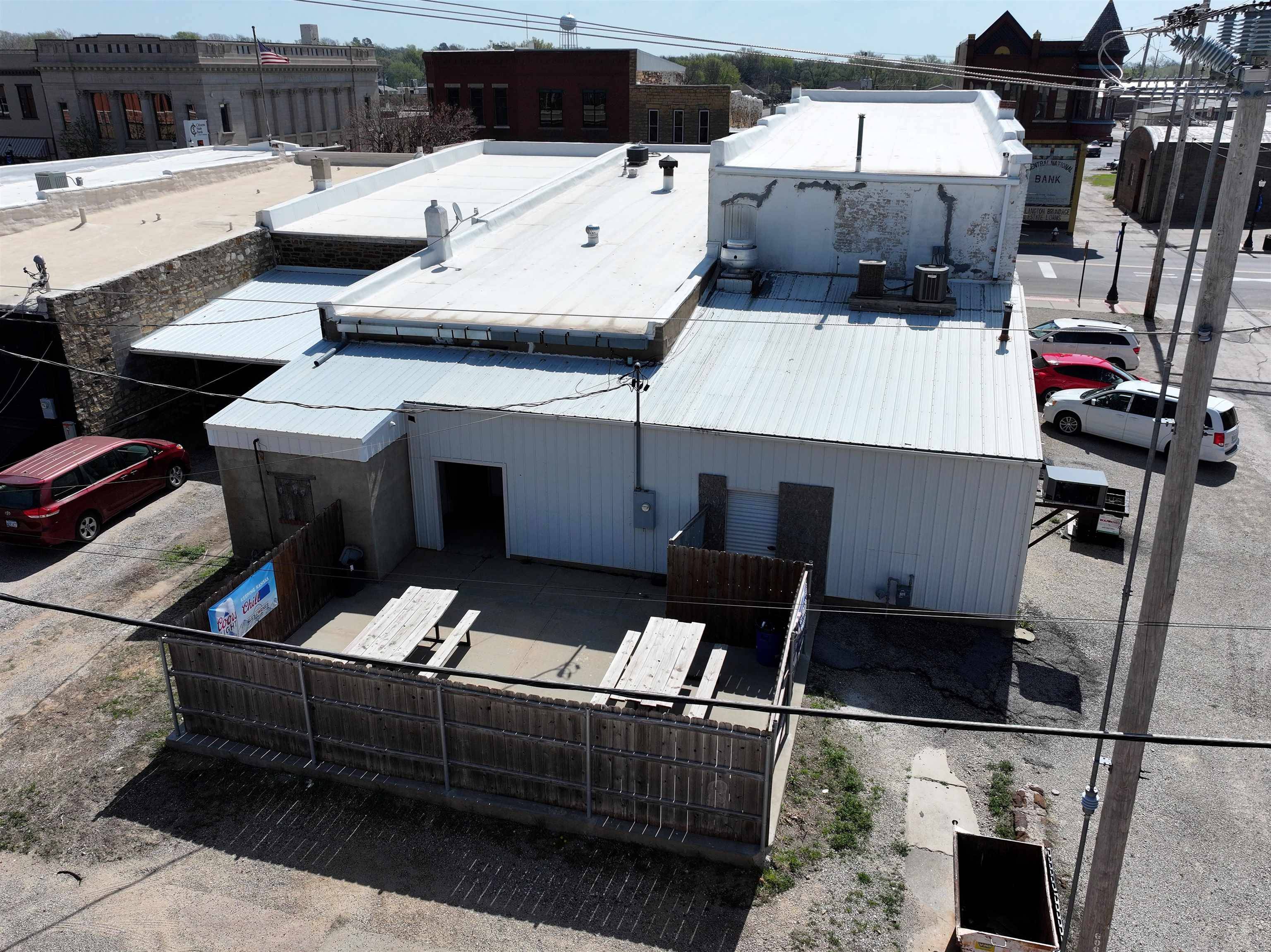Ellsworth, KS 67439,116 N Douglas Ave