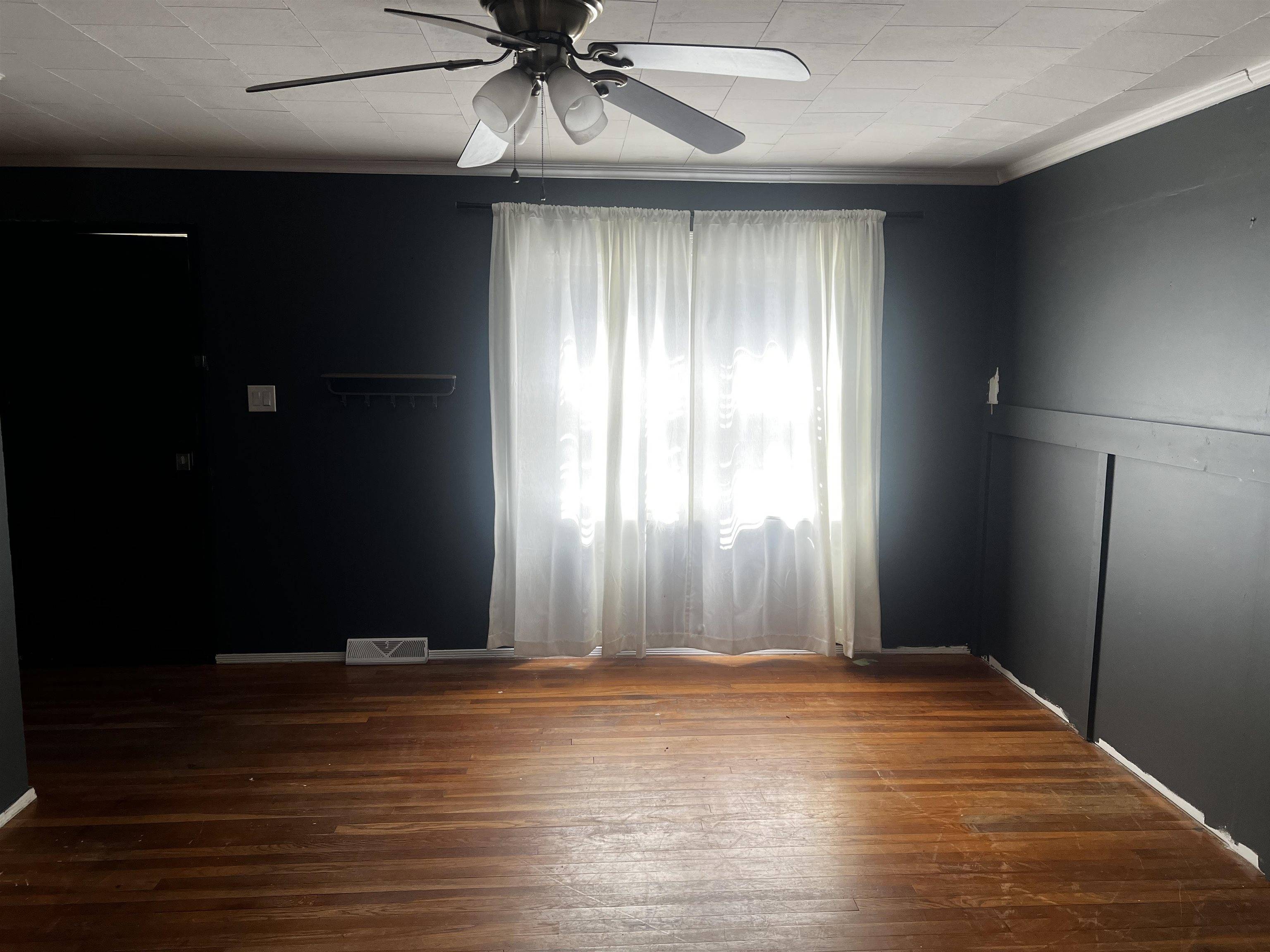 Arkansas City, KS 67005,712 N 8