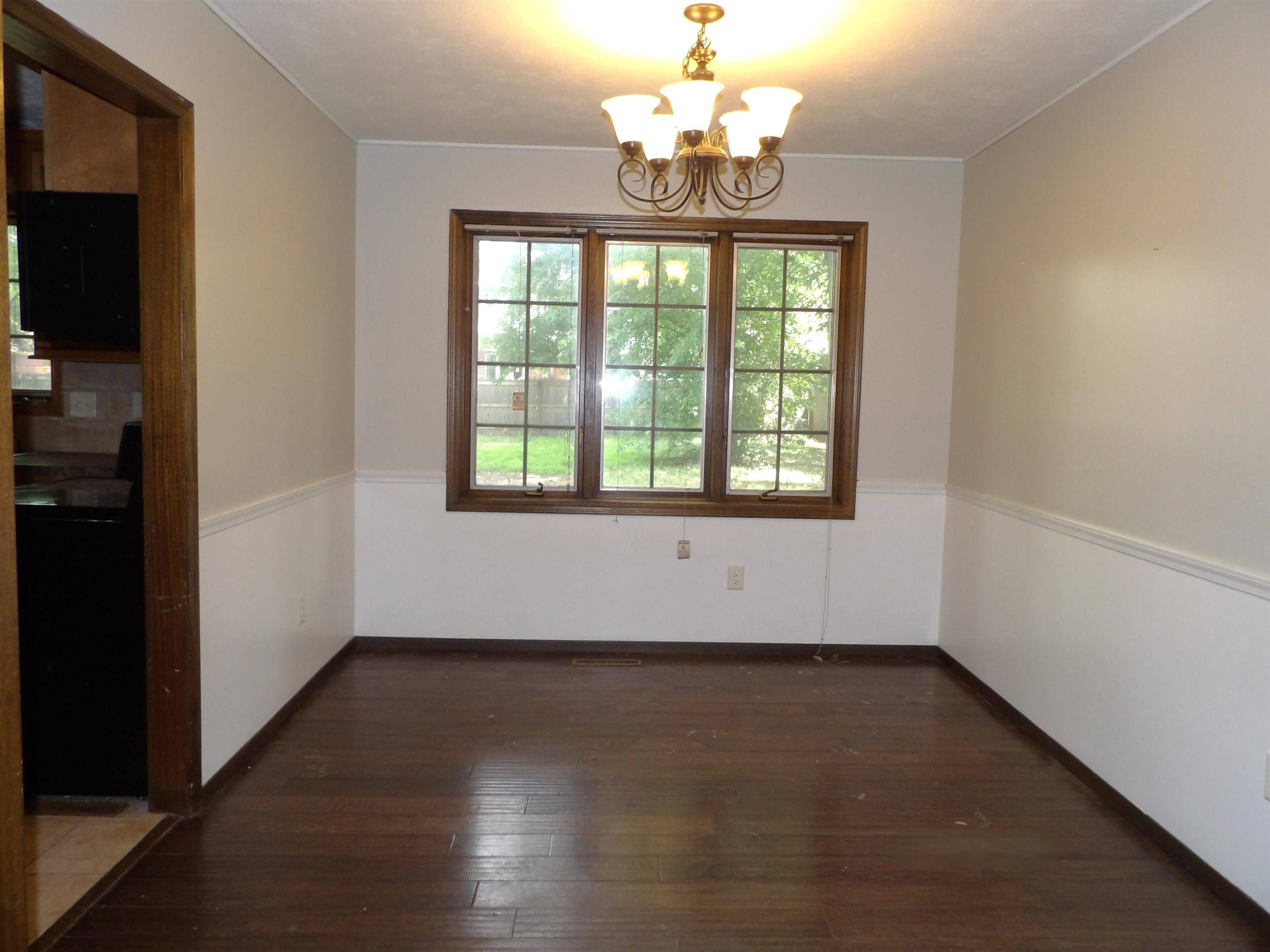 Derby, KS 67037,1400 E Evergreen Lane