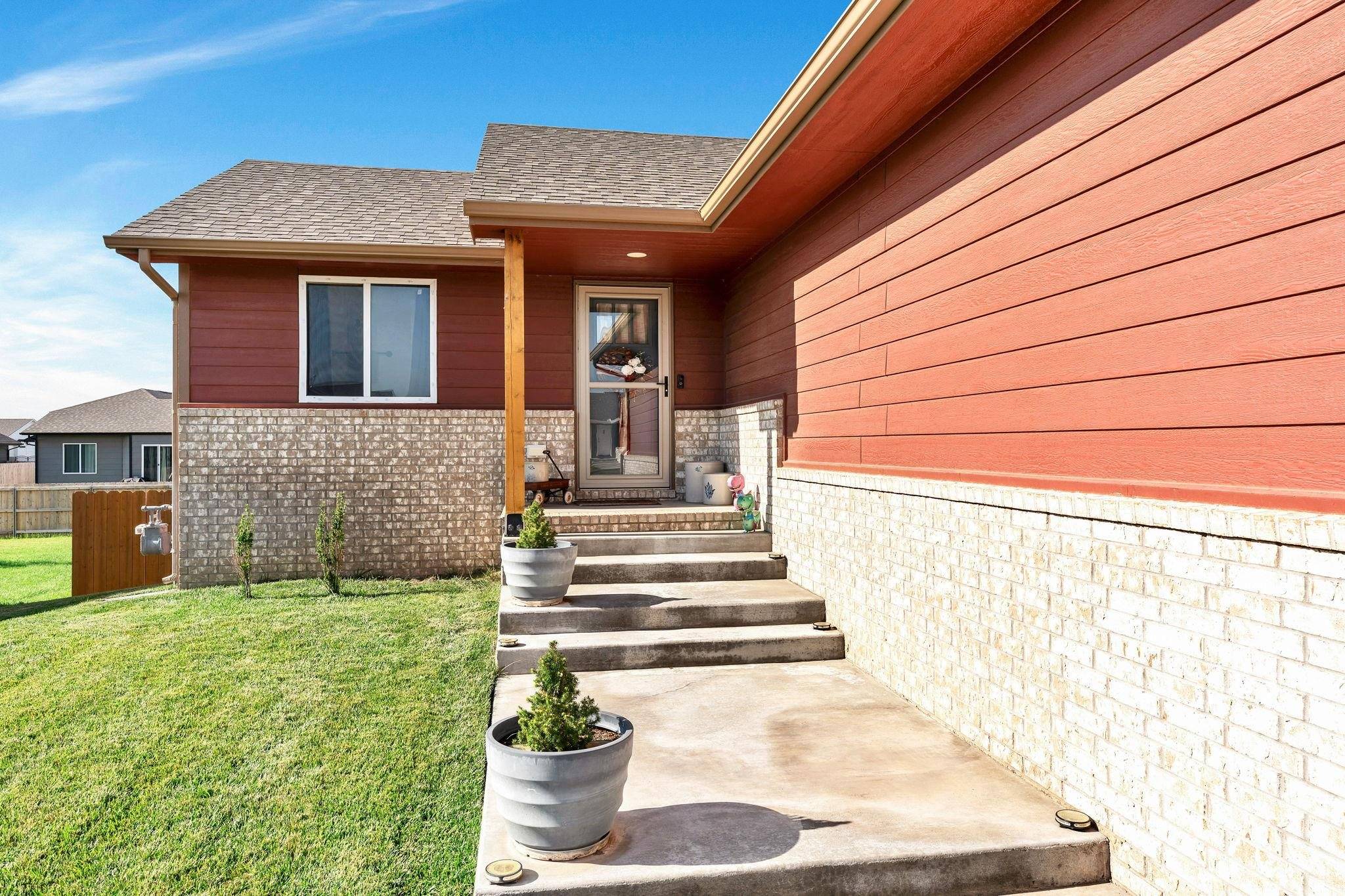 Goddard, KS 67052,1052 N Casado