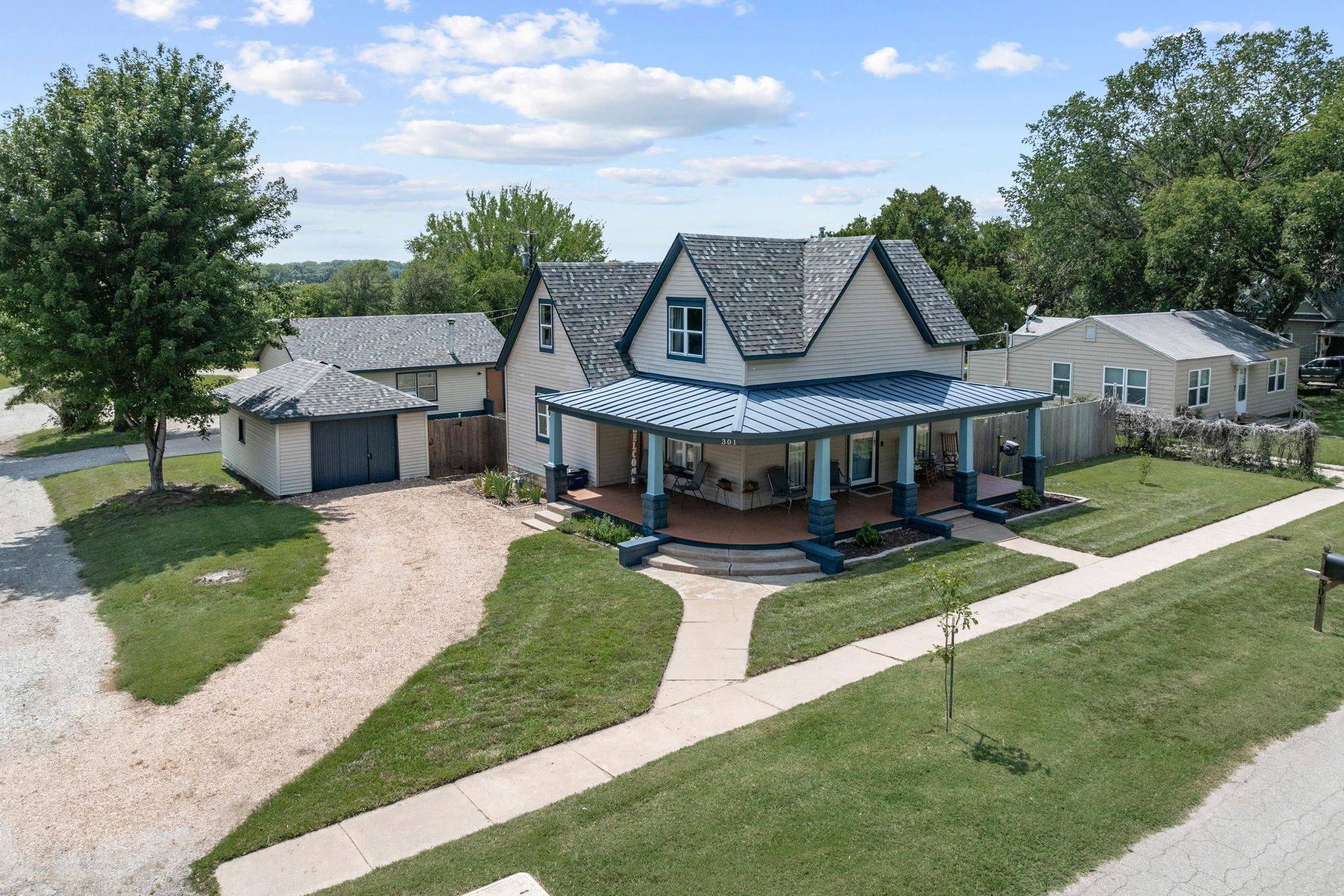 Mulvane, KS 67110,301 N 1st Ave