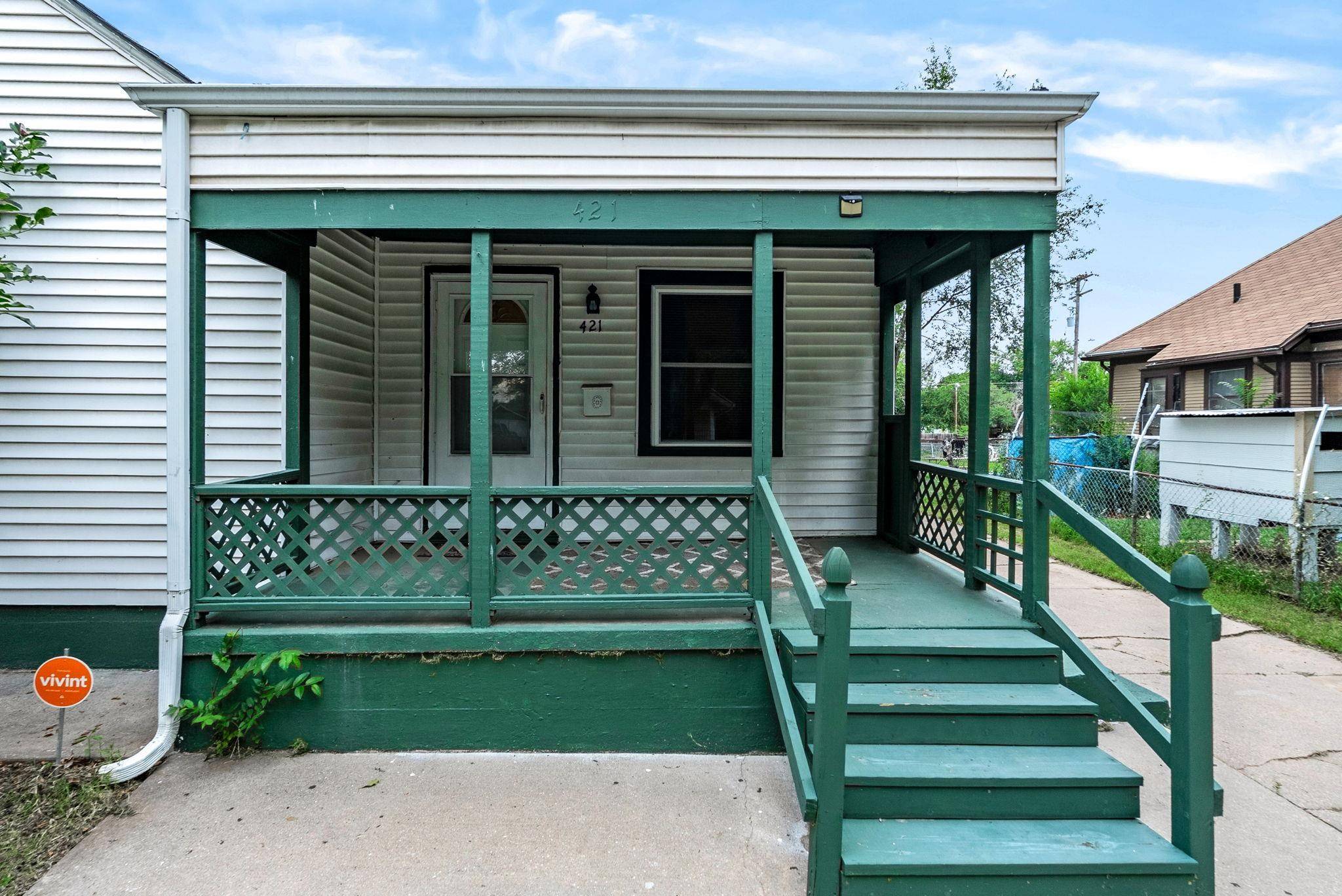 Wichita, KS 67214,421 N Spruce St
